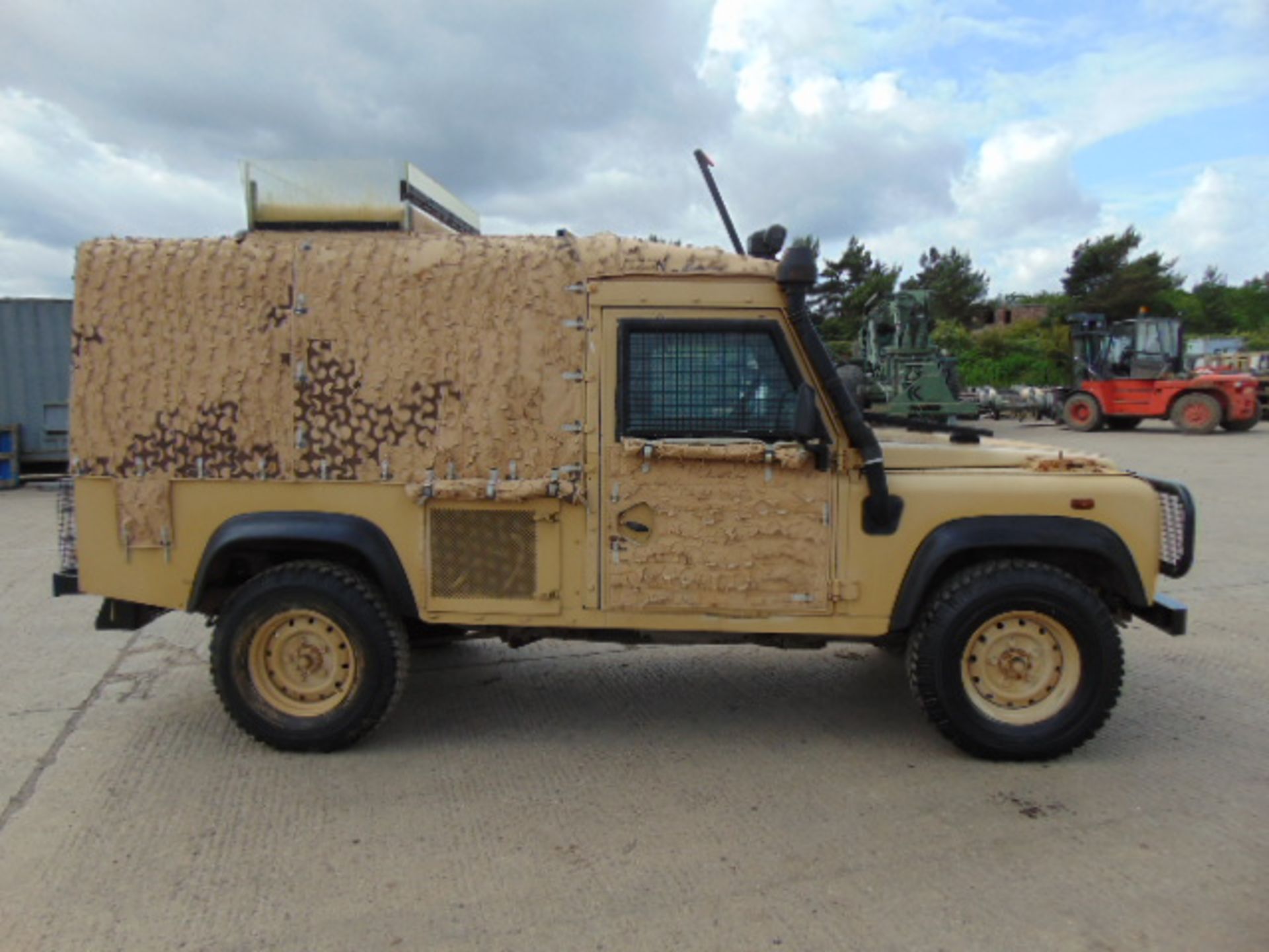 Land Rover 110 300TDi Snatch-2A - Image 5 of 22