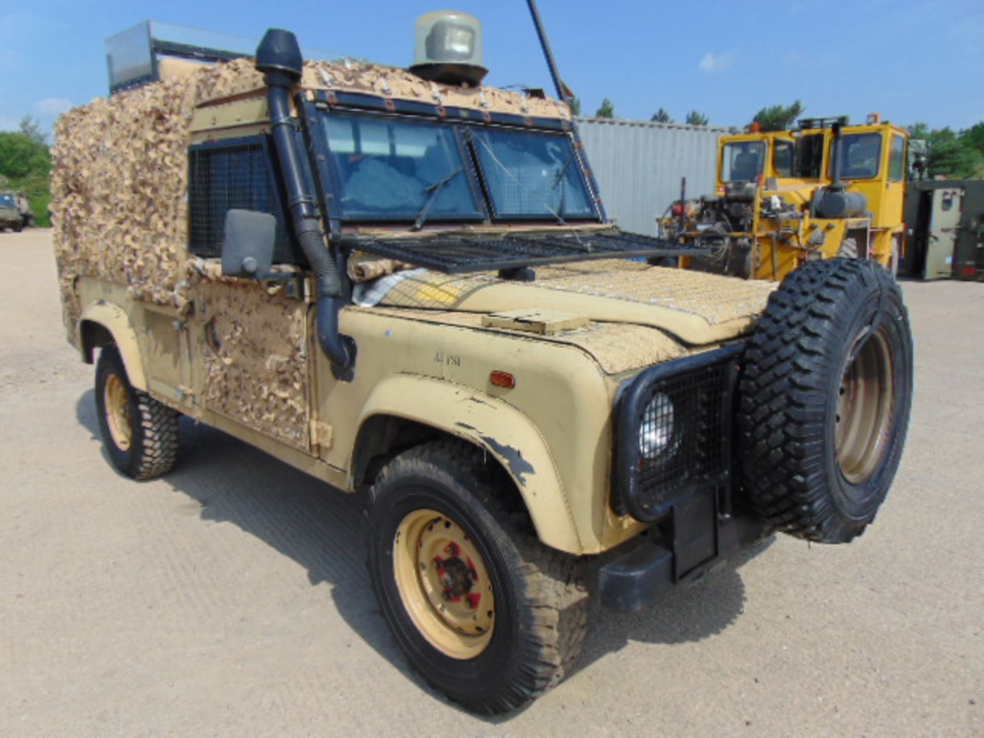 Land Rover 110 300TDi Snatch-2A