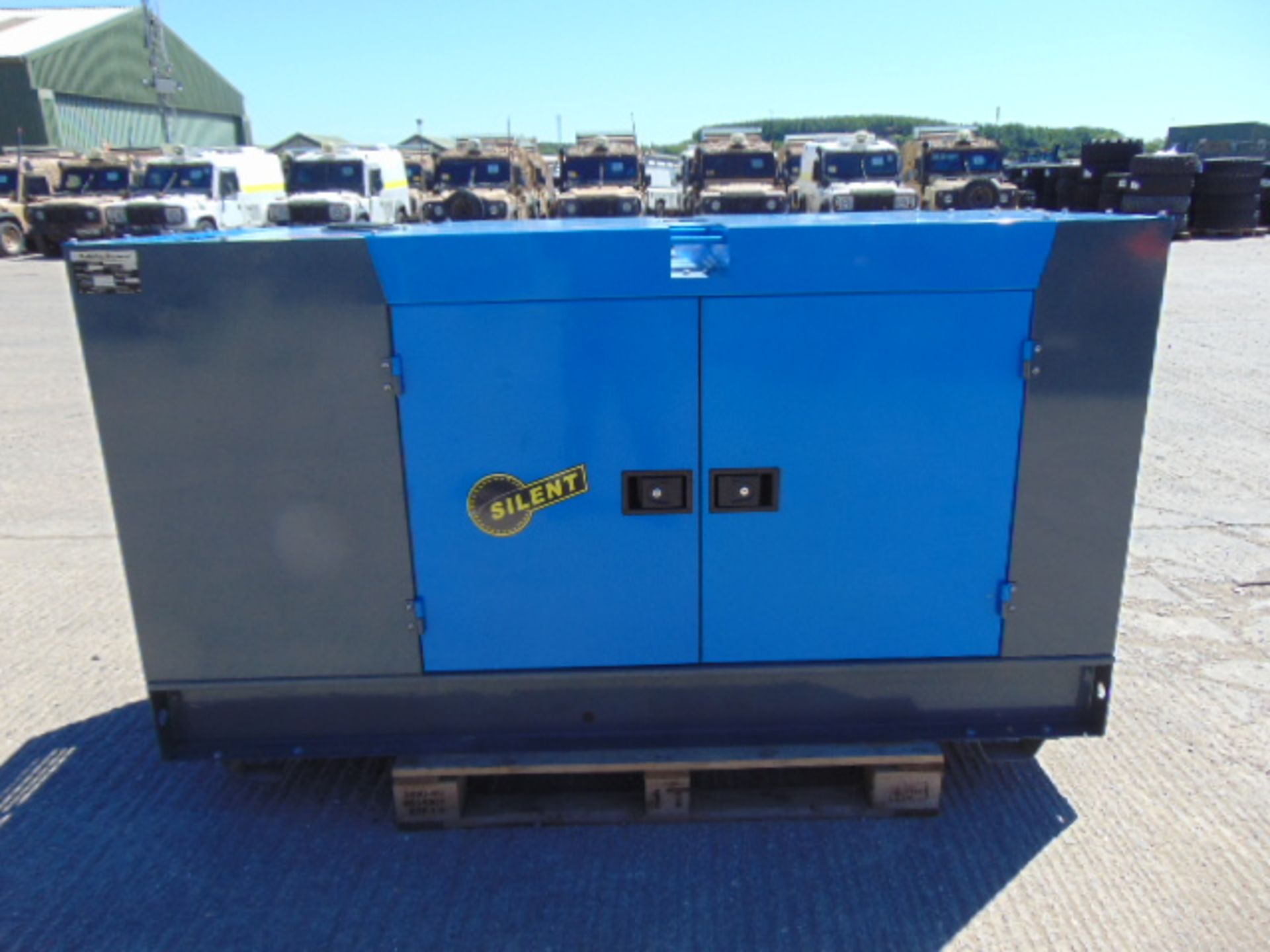 UNISSUED WITH TEST HOURS ONLY 70 KVA 3 Phase Silent Diesel Generator Set - Image 5 of 19