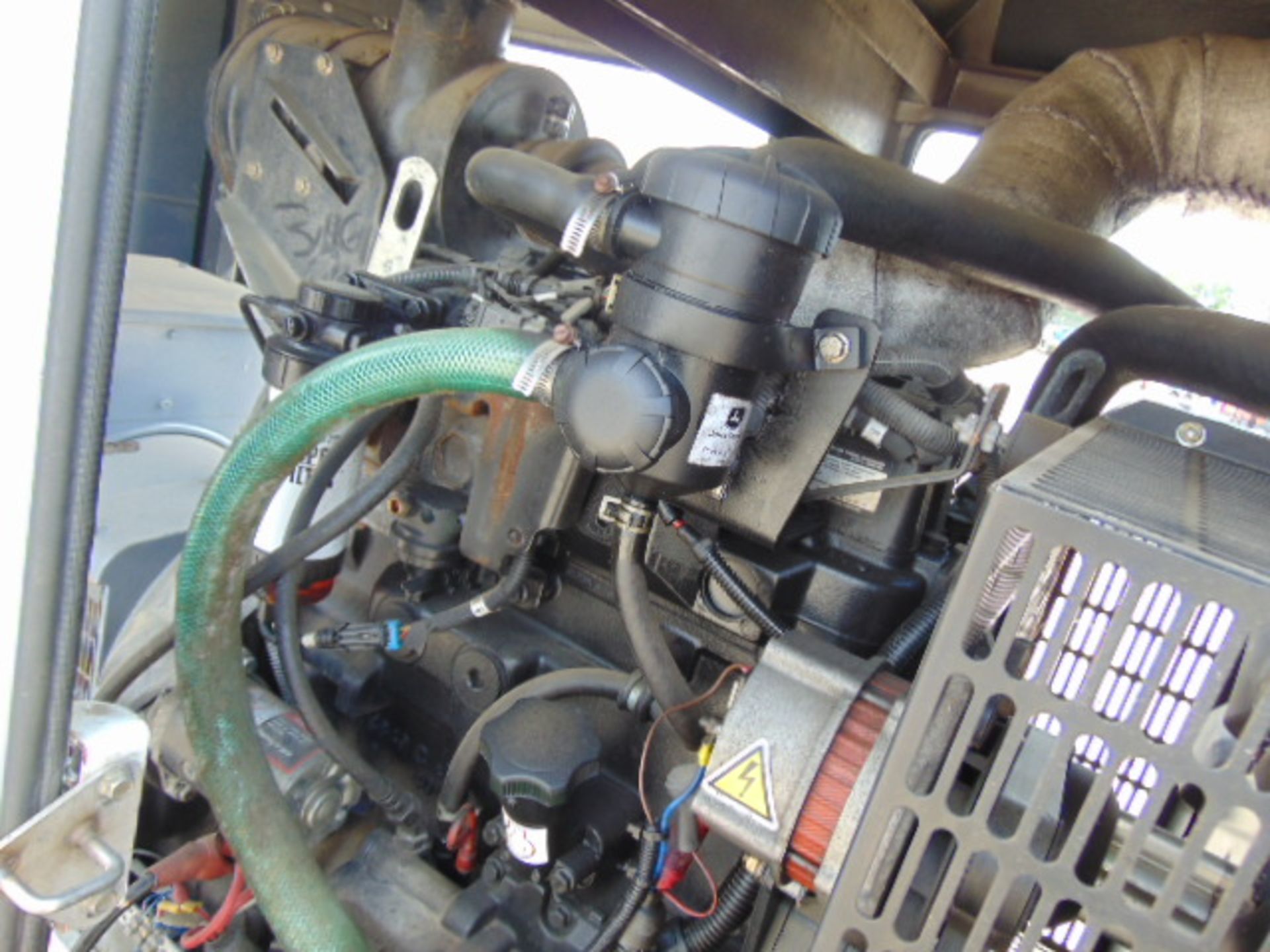 SDMO Leroy Somer John Deere 90KVA 3 Phase Diesel Generator - Image 16 of 28