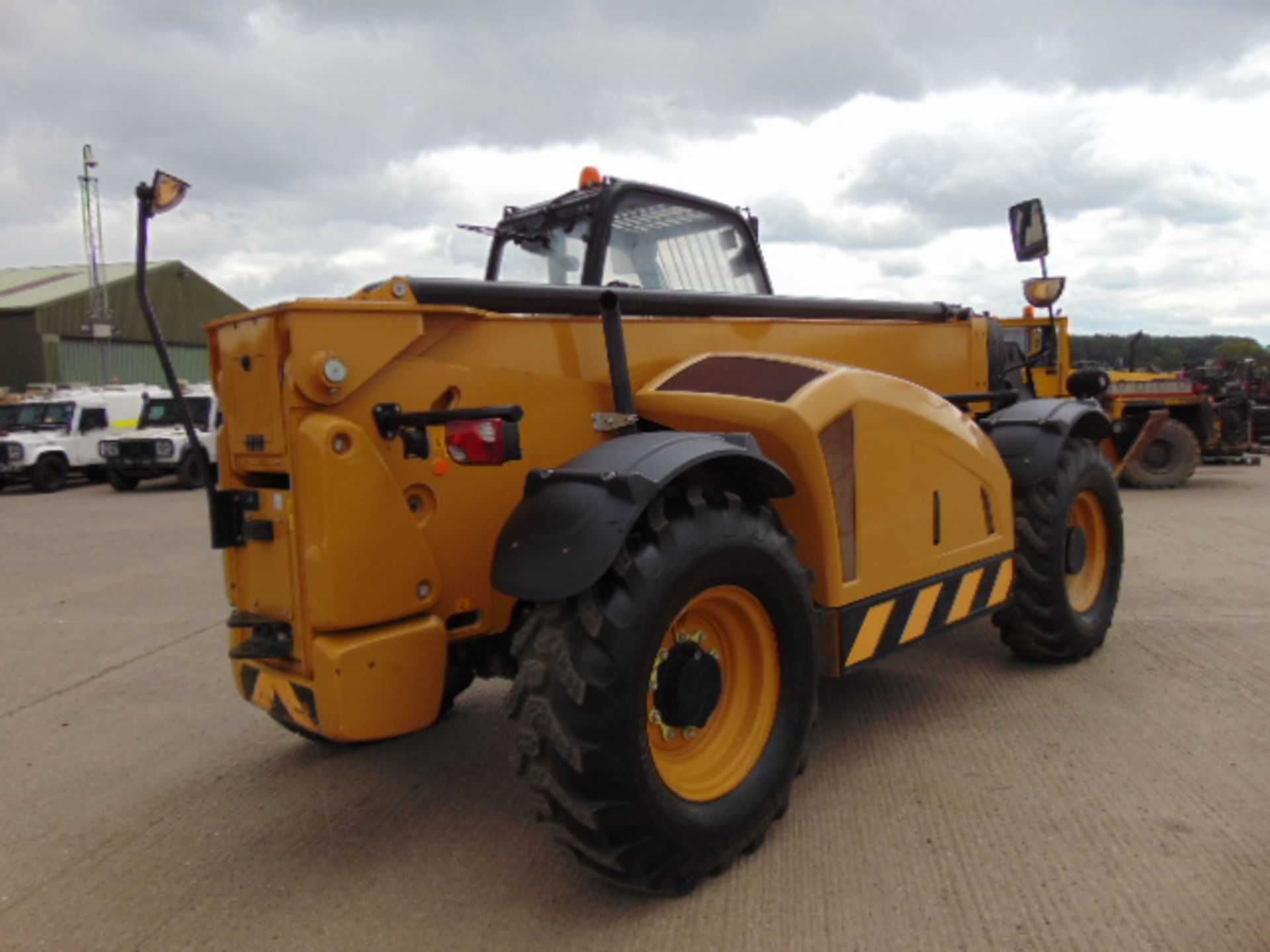 2014 Caterpillar TH417GC 4.0 ton Telehandler - Image 11 of 24