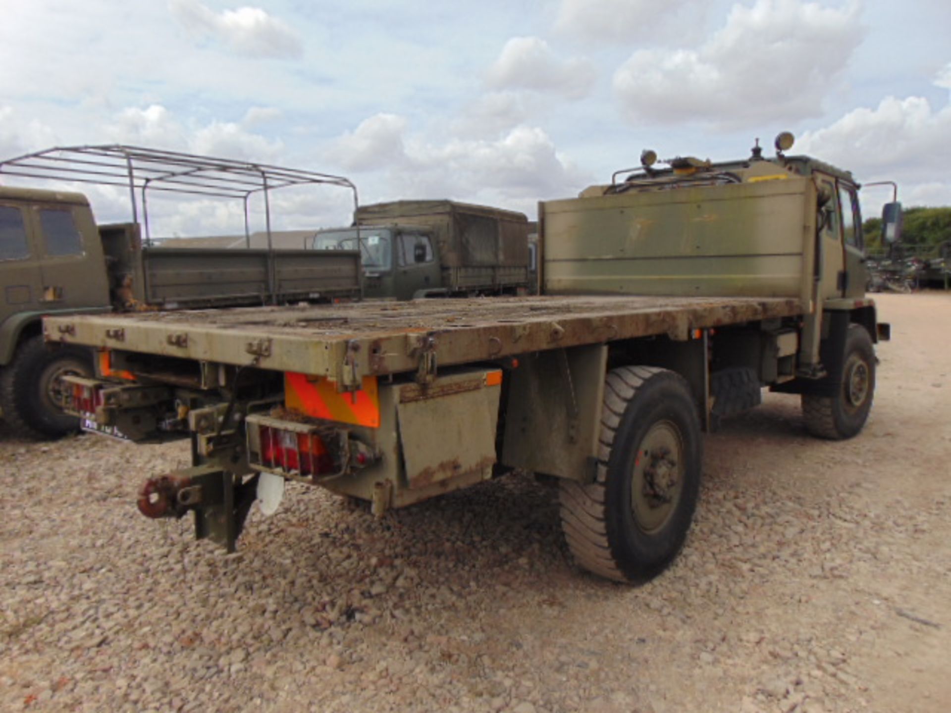 Leyland DAF 4X4 Truck complete with Atlas Crane - Image 6 of 20