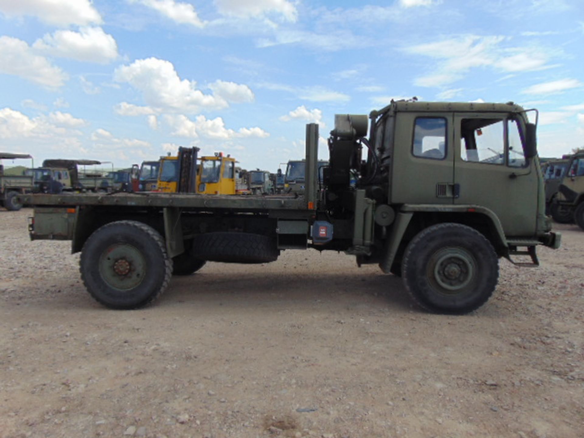 Leyland DAF 4X4 Truck complete with Atlas Crane - Image 5 of 21