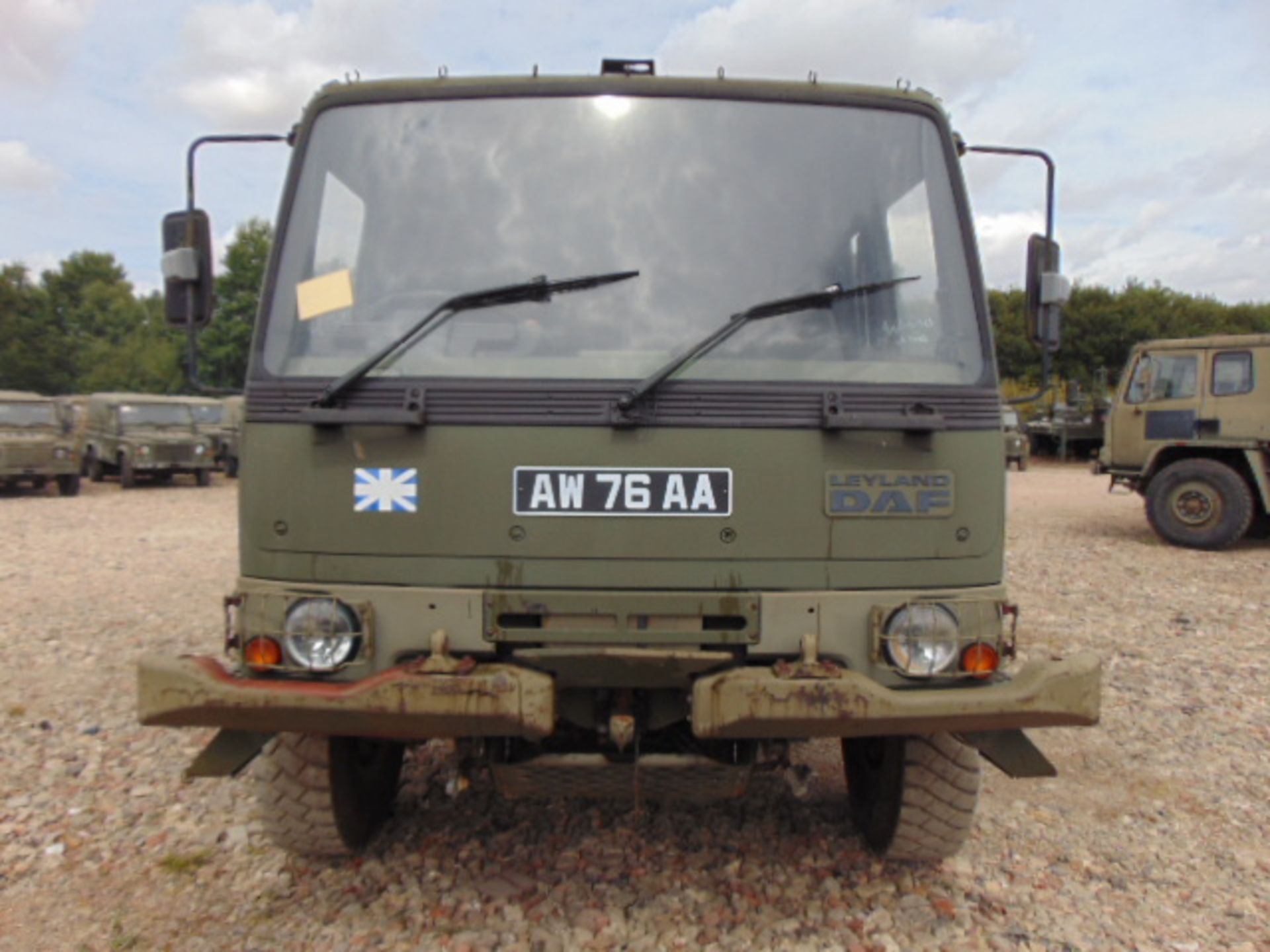 Leyland DAF 4X4 Truck complete with Atlas Crane - Image 2 of 21