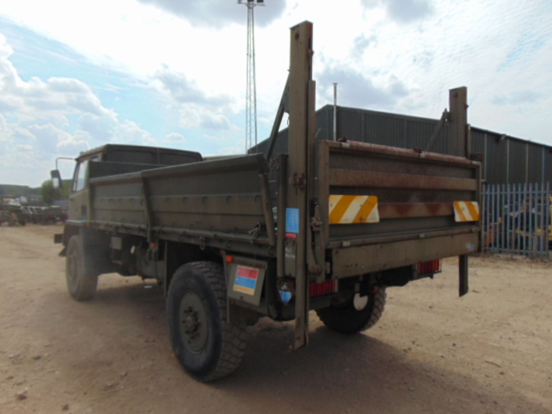 Left Hand Drive Leyland Daf 45/150 4 x 4 with Ratcliff 1000Kg Tail Lift - Image 8 of 15