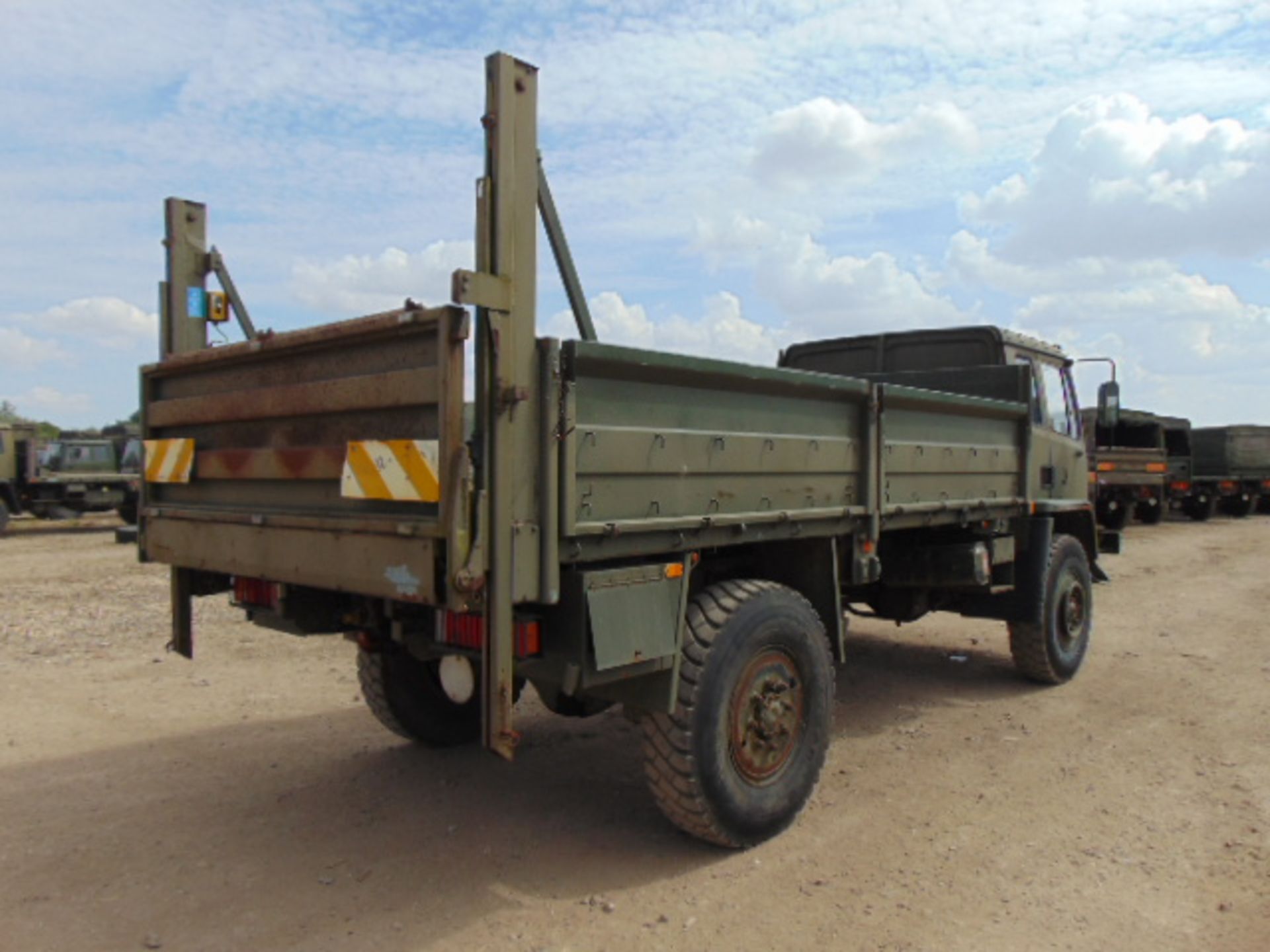 Left Hand Drive Leyland Daf 45/150 4 x 4 with Ratcliff 1000Kg Tail Lift - Image 6 of 15