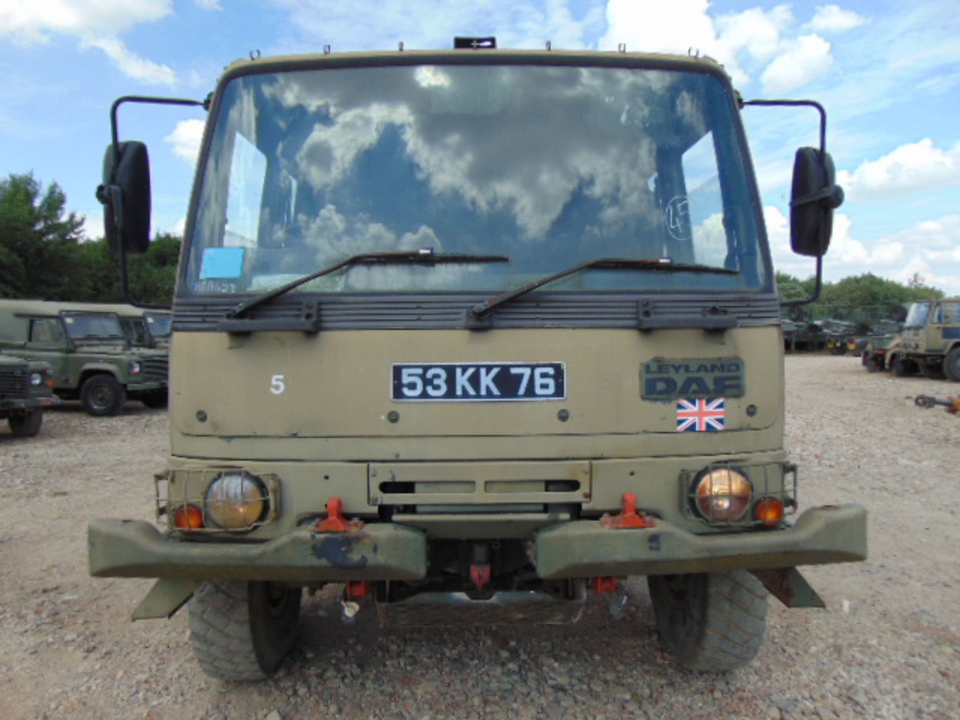 Leyland DAF 4X4 Truck complete with Atlas Crane - Image 2 of 19