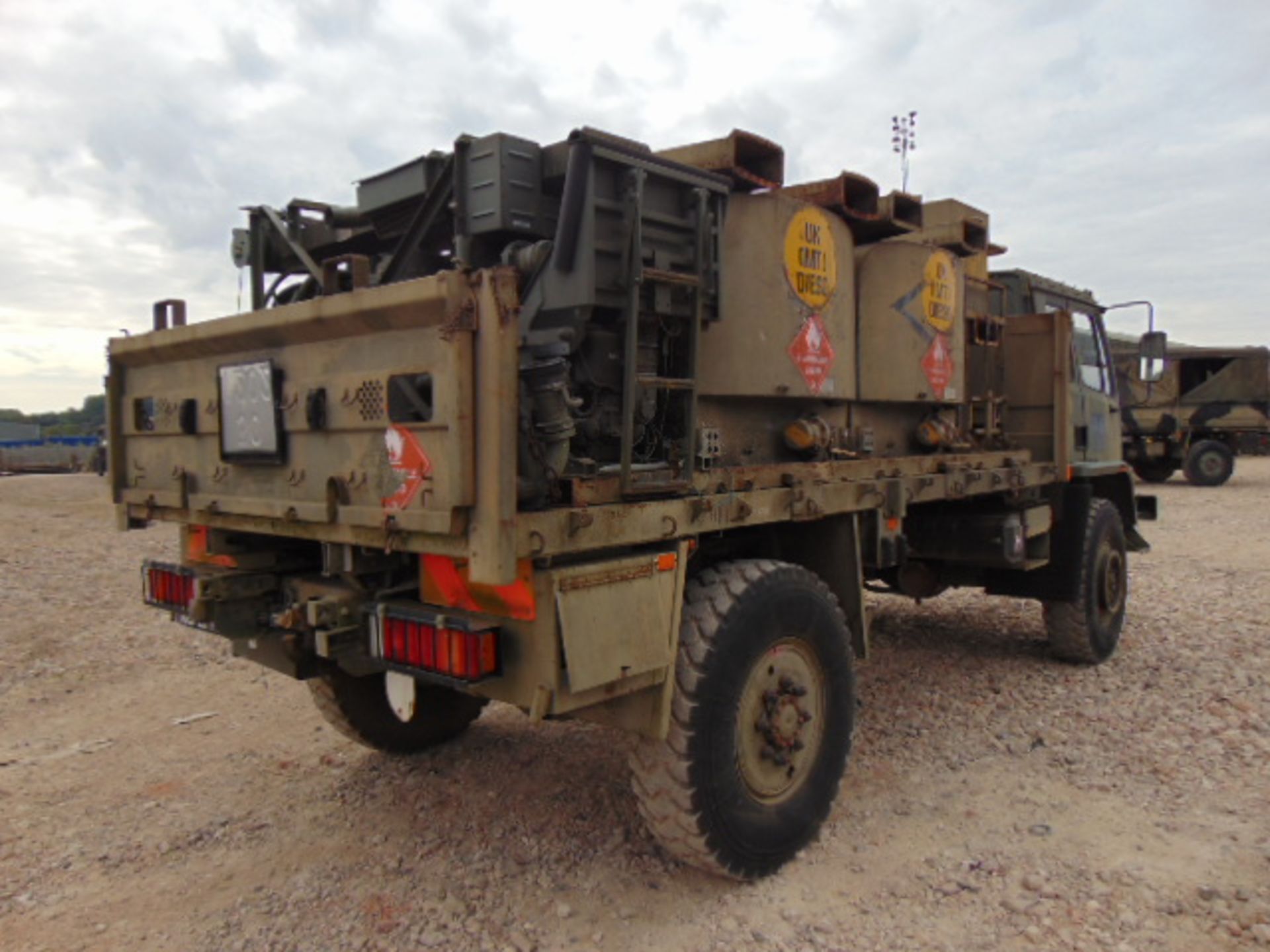 Leyland Daf 45/150 4 x 4 Refueling Truck C/W UBRE Bulk Fuel Dispensing System - Image 6 of 18