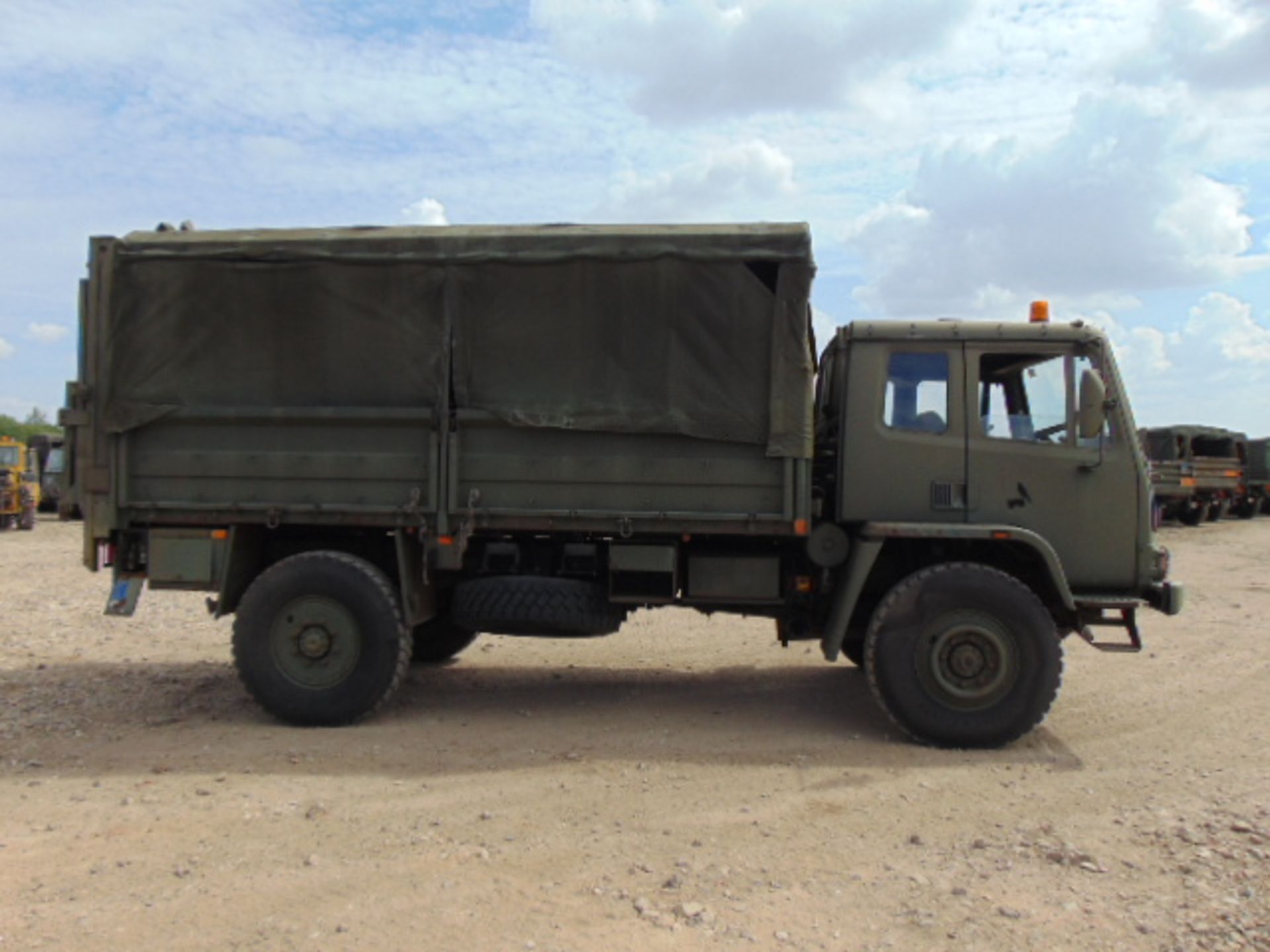 Leyland Daf 45/150 4 x 4 with Ratcliff 1000Kg Tail Lift - Image 5 of 17