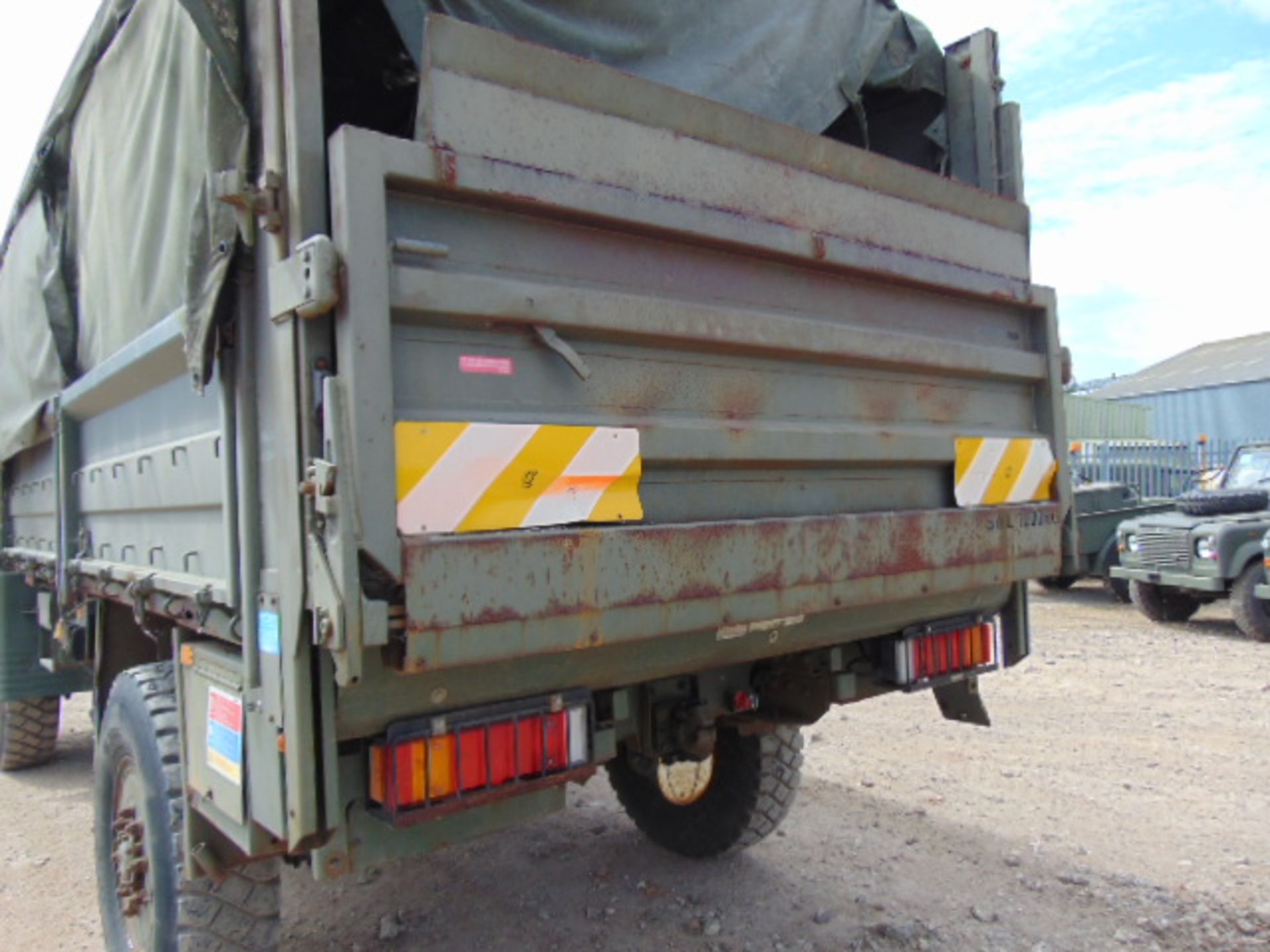 Leyland Daf 45/150 4 x 4 with Ratcliff 1000Kg Tail Lift - Image 9 of 17