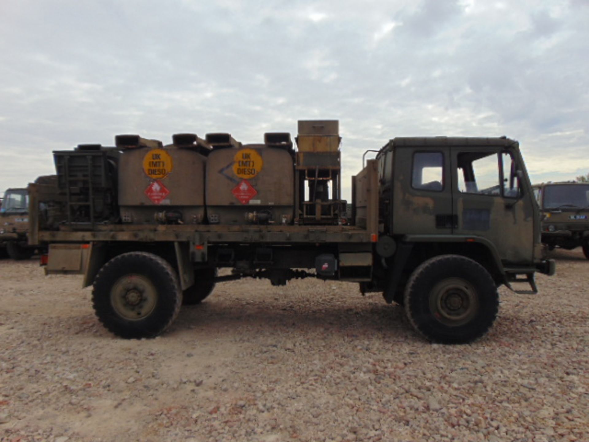 Leyland Daf 45/150 4 x 4 Refueling Truck C/W UBRE Bulk Fuel Dispensing System - Image 5 of 18