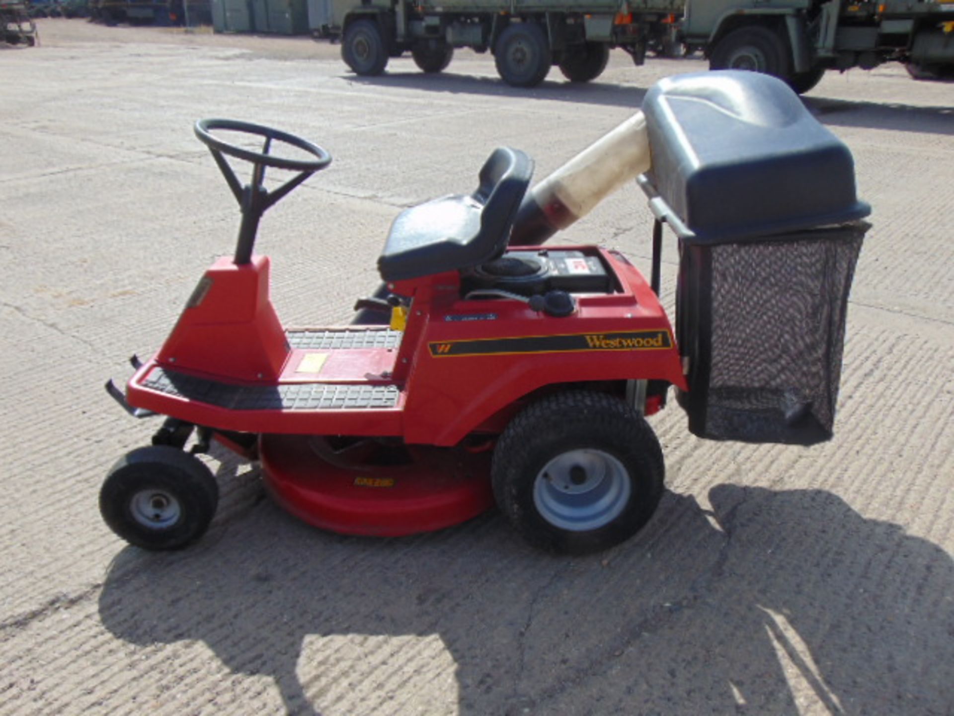 Westwood Ride On Mower - Bild 4 aus 13