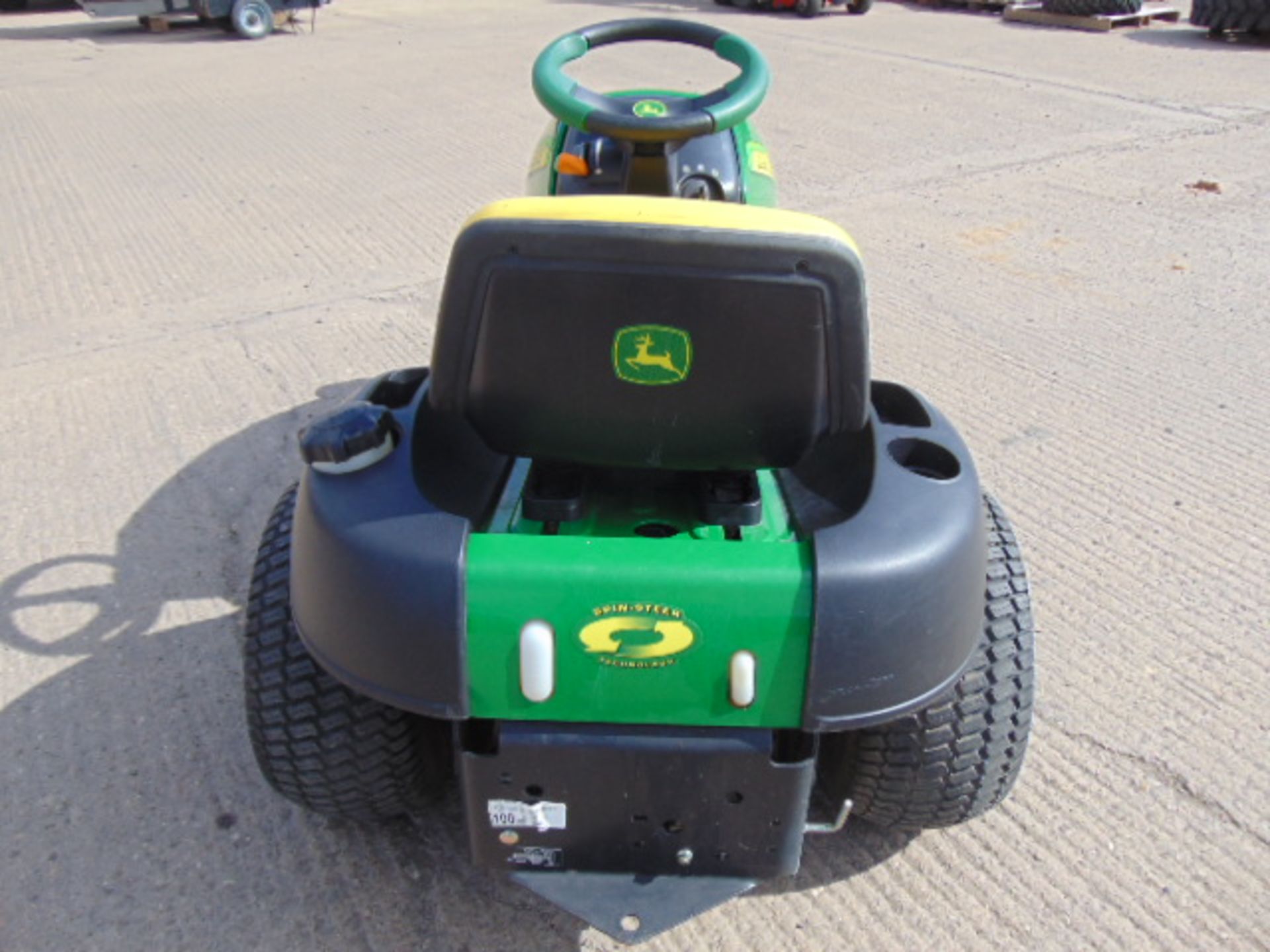 John Deere SST16 Spin Steer Ride On Mower - Image 7 of 17