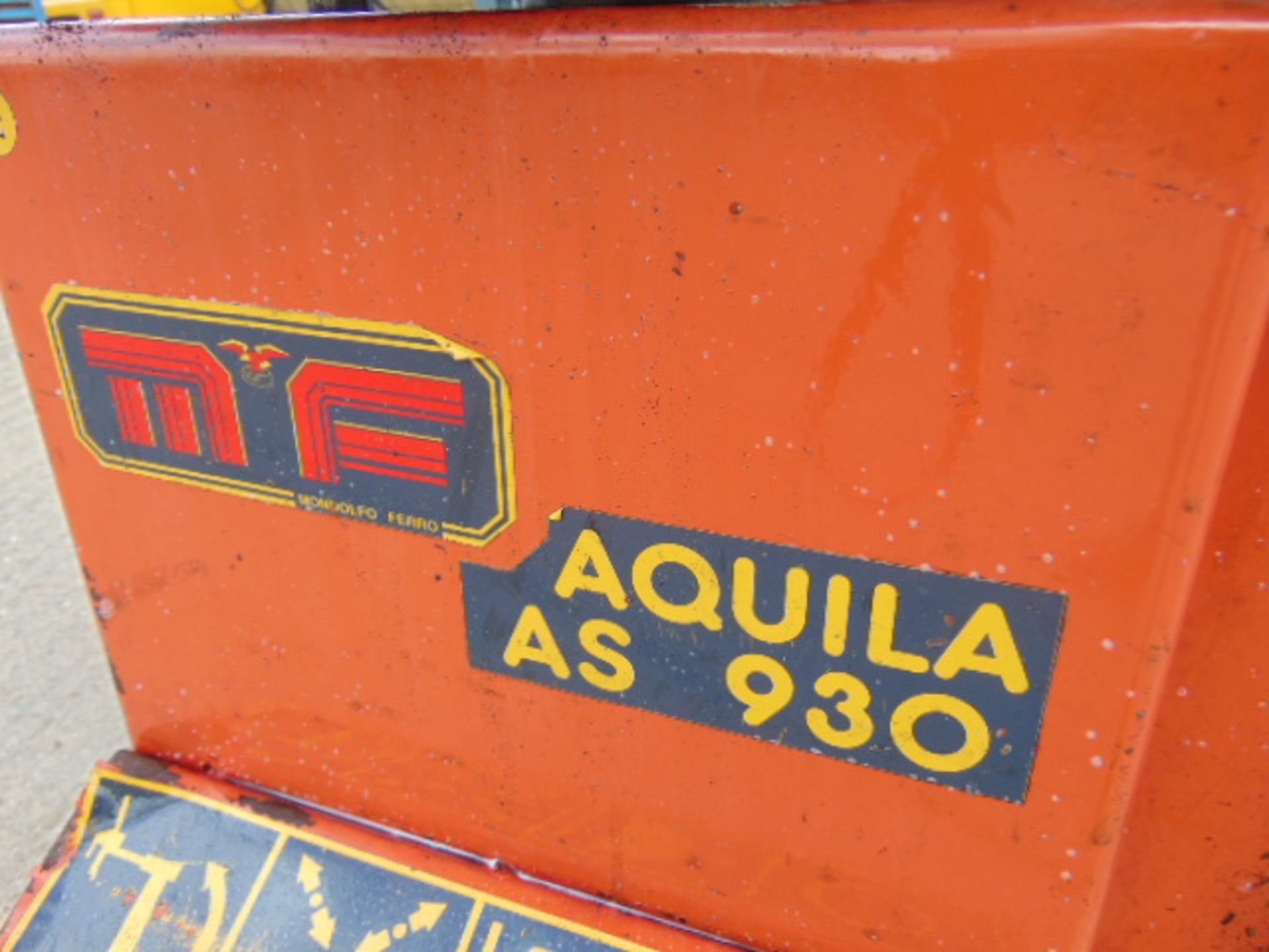 Mondolfo Ferro Aquila AS 930 Tyre changing Machine - Image 16 of 17