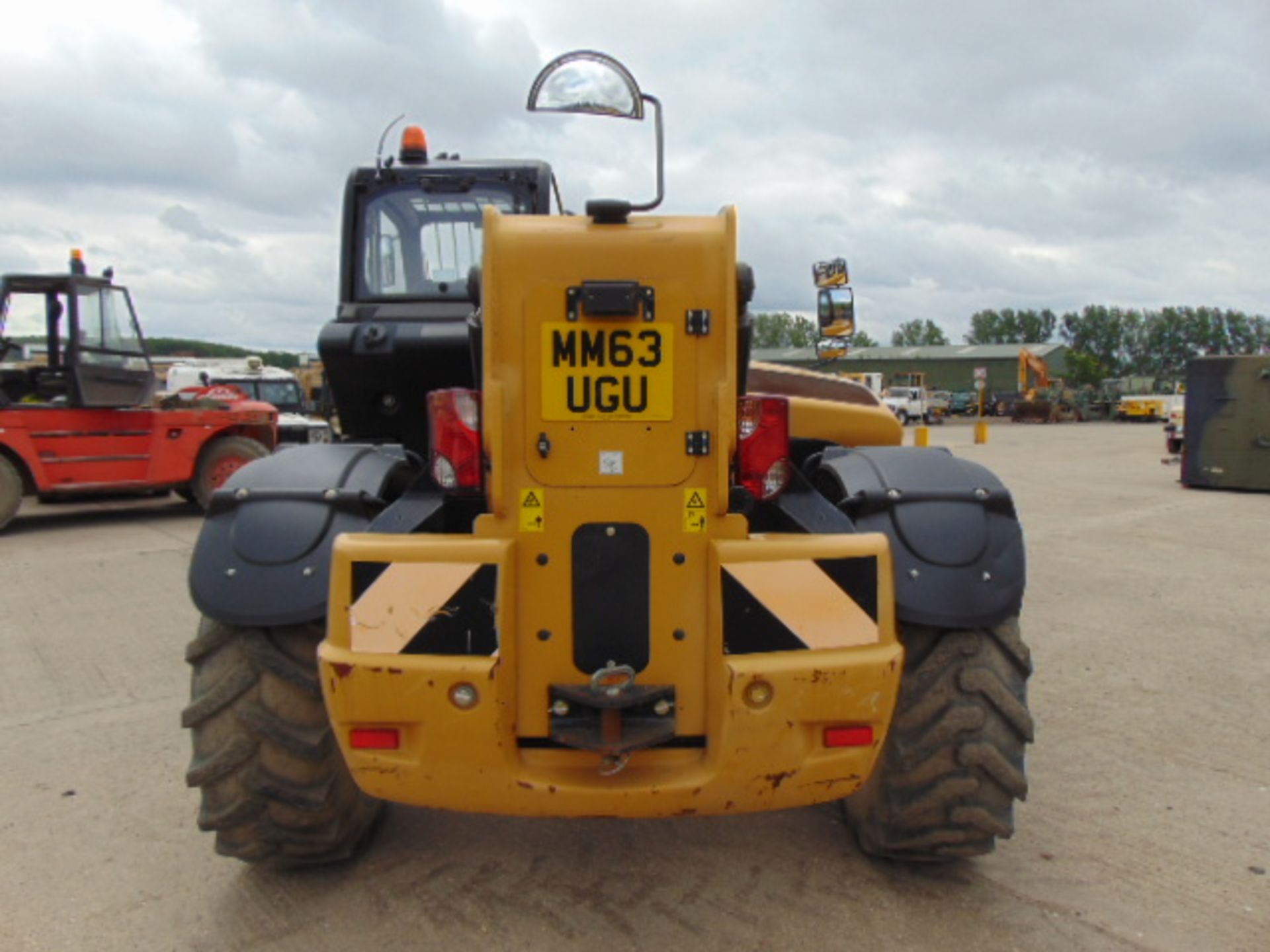 2014 Caterpillar TH414C 3.6 ton Telehandler - Image 13 of 26