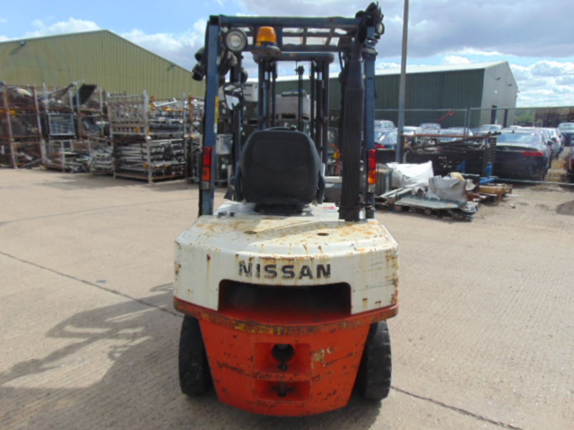 Nissan FJ02A25U Counter Balance Diesel Forklift - Bild 10 aus 16