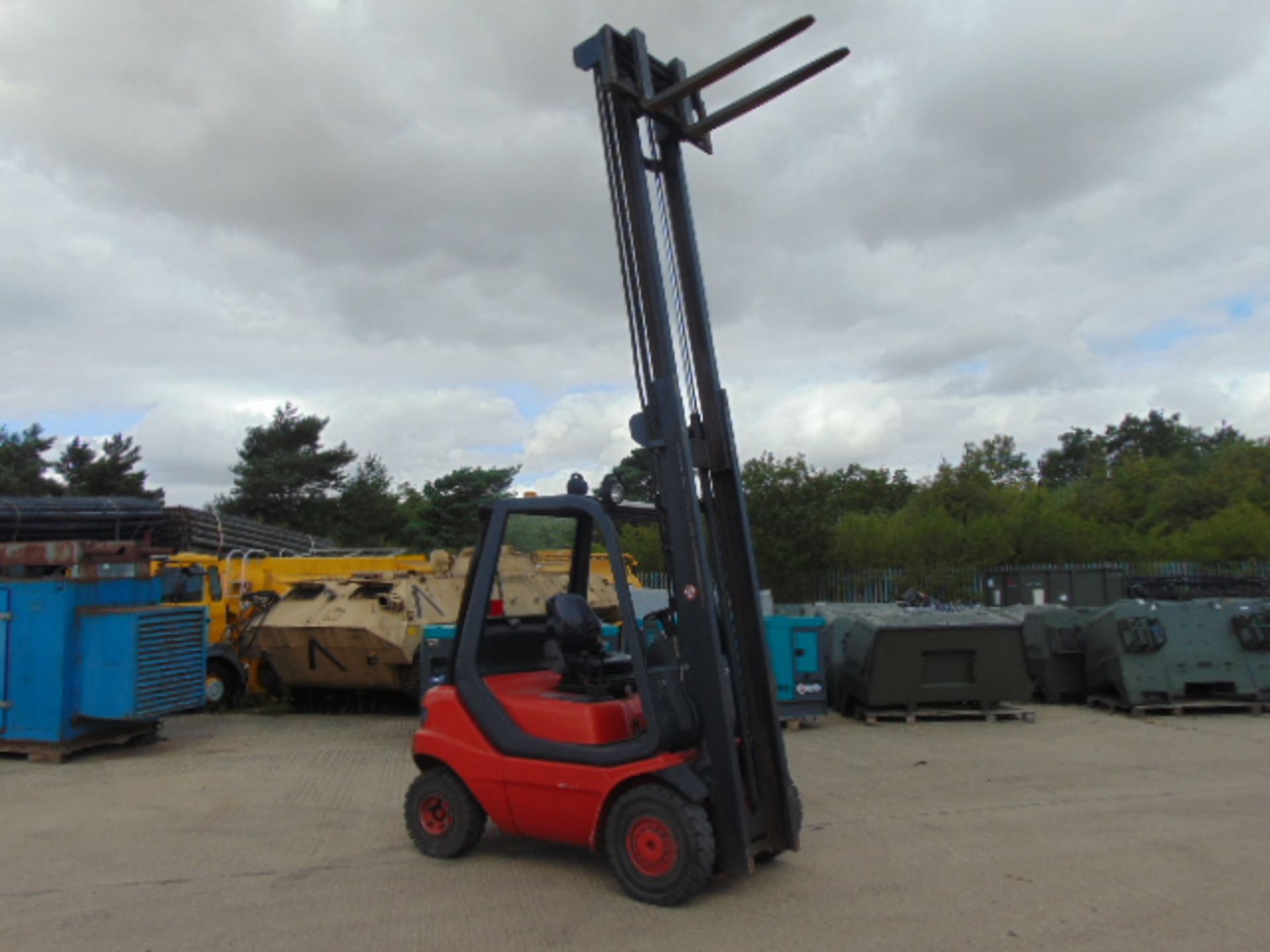 Linde H20T Counter Balance Gas Forklift - Image 3 of 18