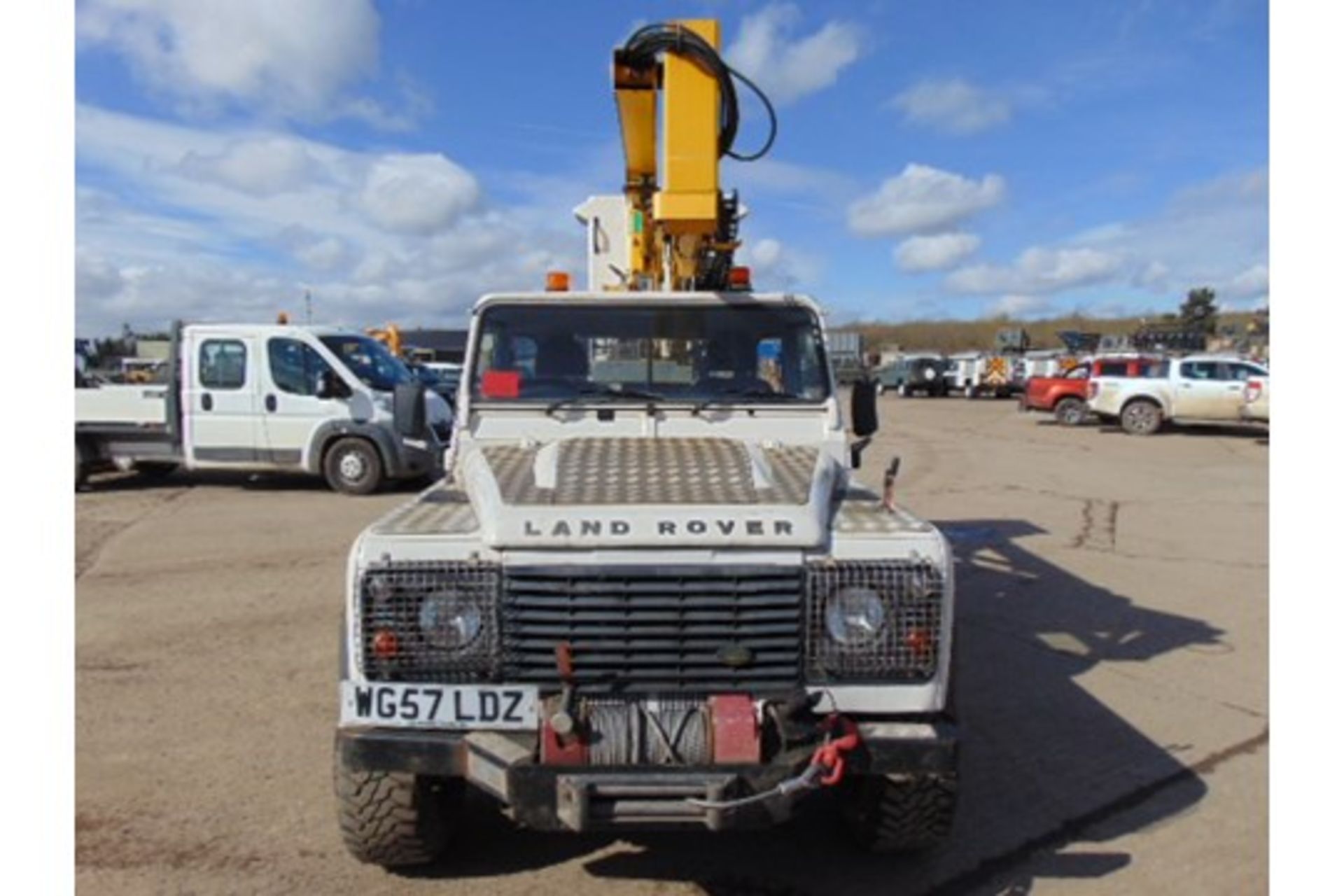 Land Rover 110 2.4TDCi Defender Fitted with V130 13 Metre Platform Access Hoist - Image 5 of 29