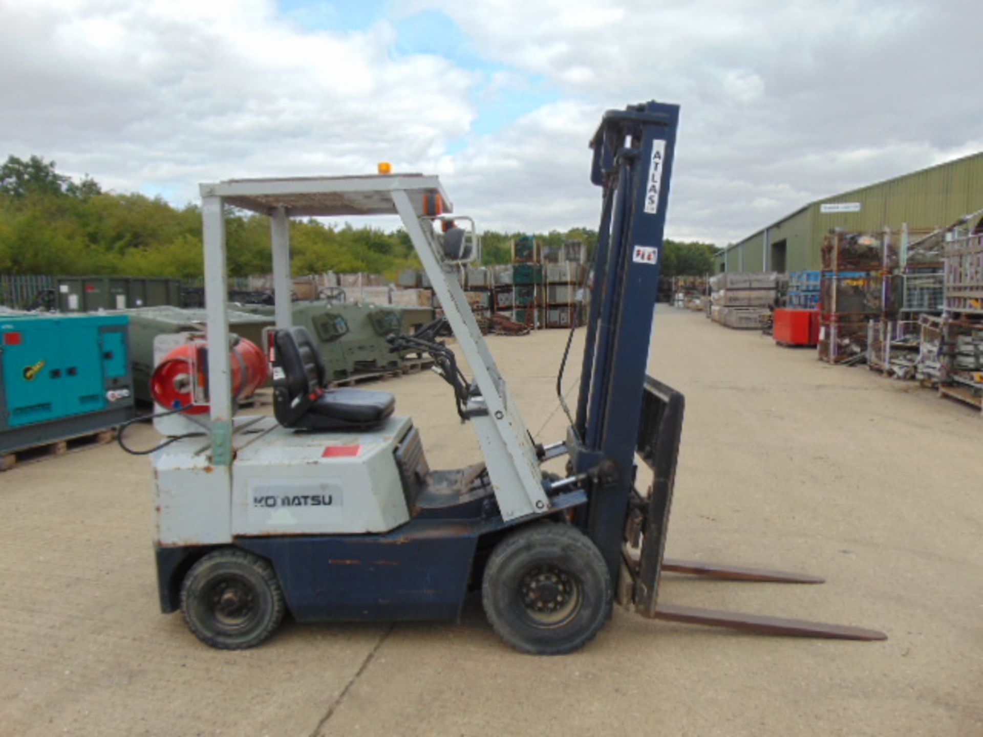 Komatsu FG 15-14 Counter Balance Gas Forklift - Image 8 of 16