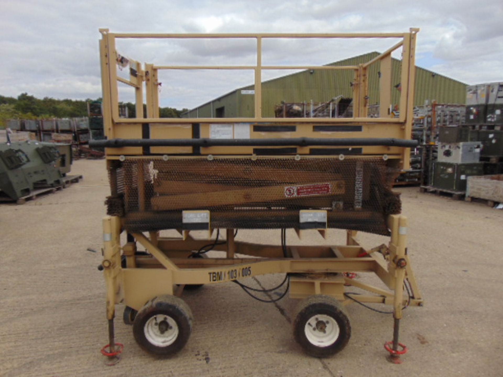 UK Lift 4m Mobile Hydraulic Work Platform - Image 8 of 12