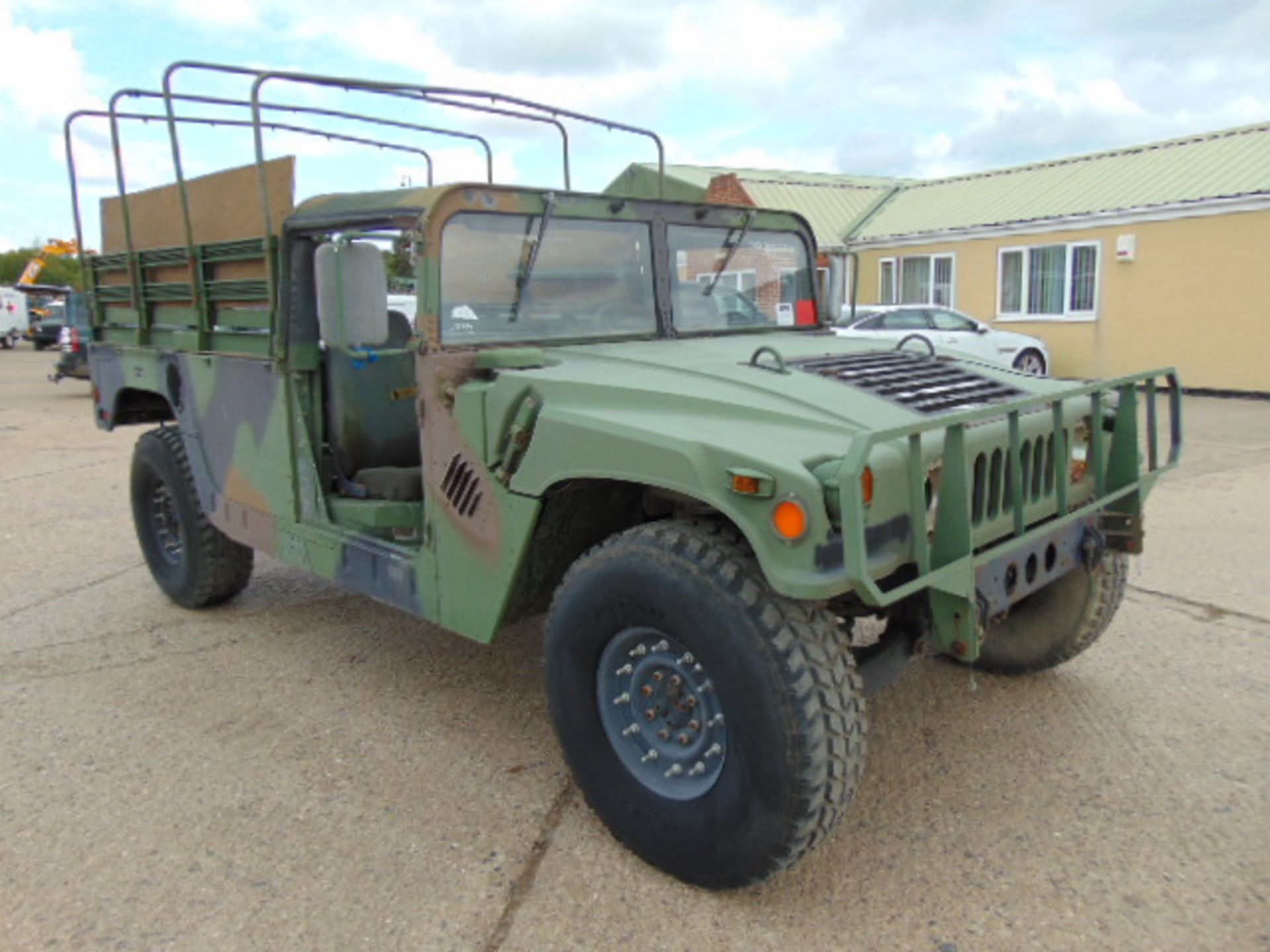 M998 Military Humvee HMMWV