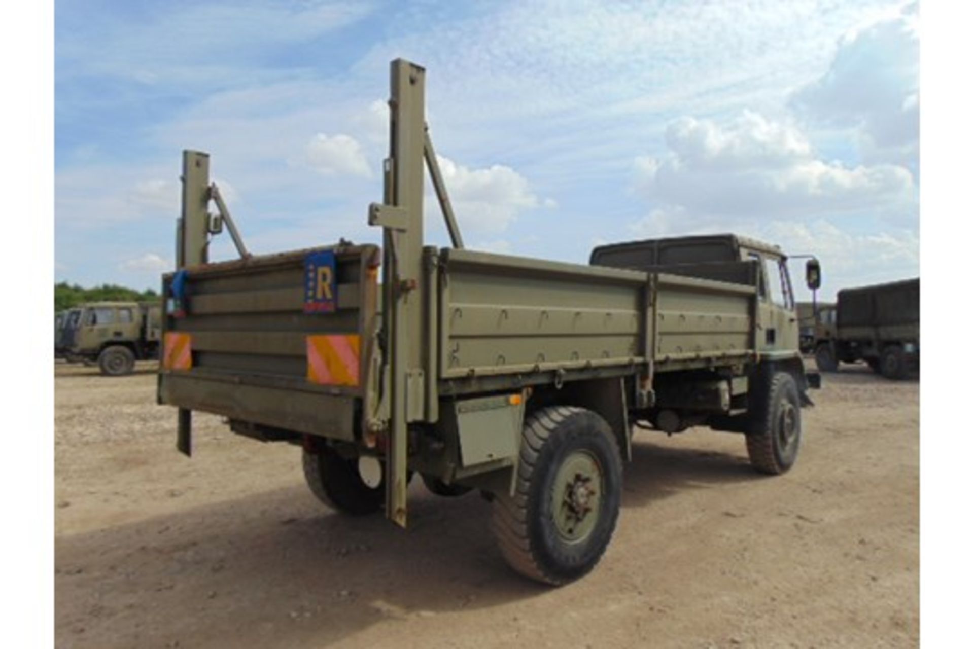 Leyland Daf 45/150 4 x 4 with Ratcliff 1000Kg Tail Lift - Image 6 of 14