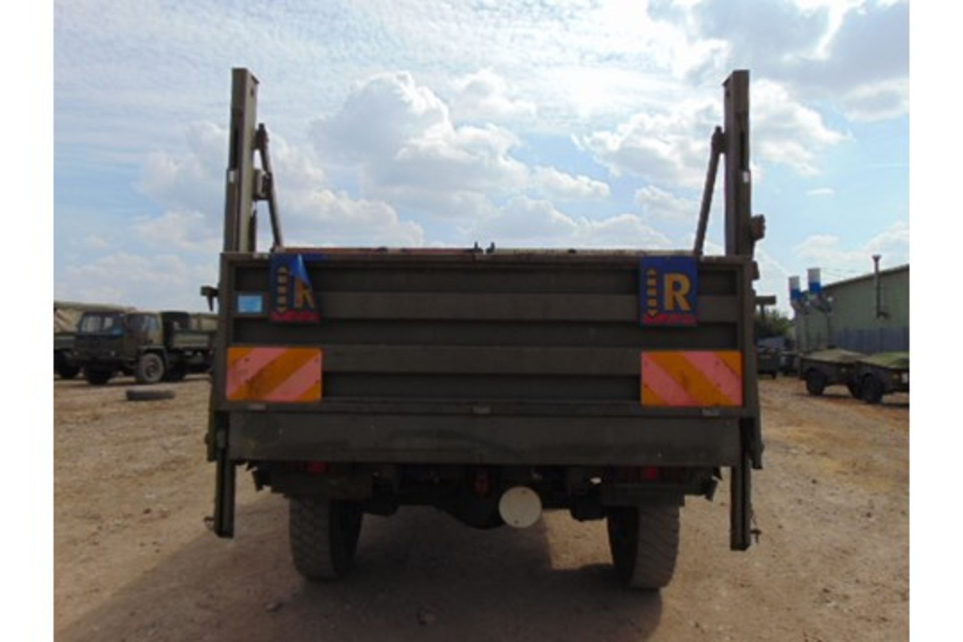 Leyland Daf 45/150 4 x 4 with Ratcliff 1000Kg Tail Lift - Image 7 of 14