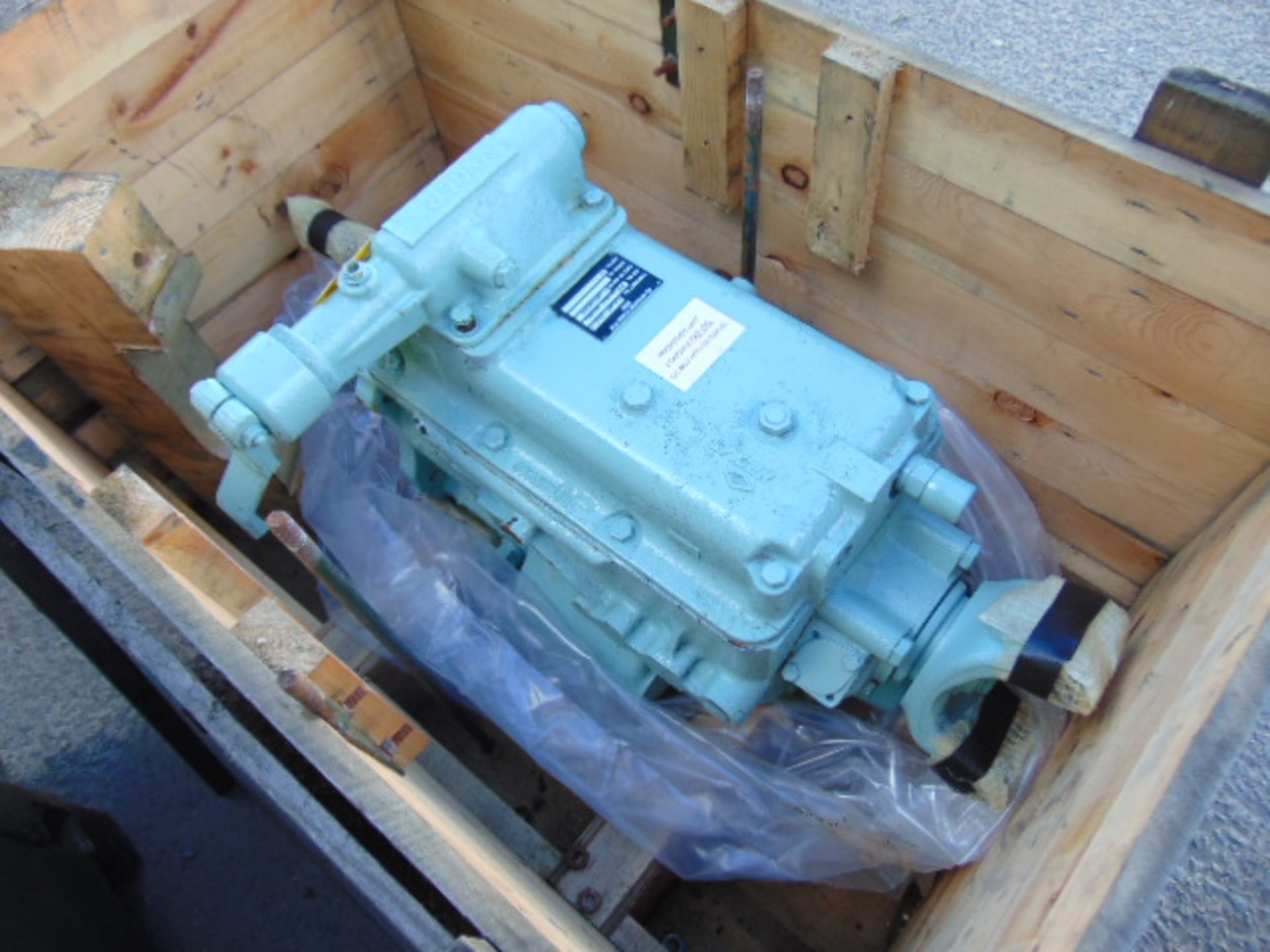 1 x Fully Reconditioned Leyland Daf 45/150 4 x 4 Spicer Gearbox - Image 2 of 8