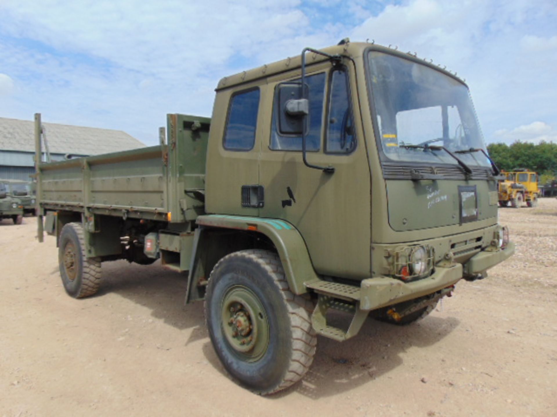 Left Hand Drive Leyland Daf 45/150 4 x 4 with Ratcliff 1000Kg Tail Lift