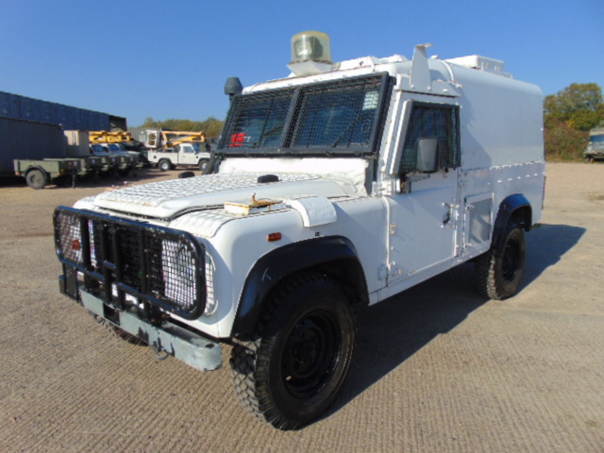 Land Rover 110 300TDi Snatch-2A - Image 3 of 24