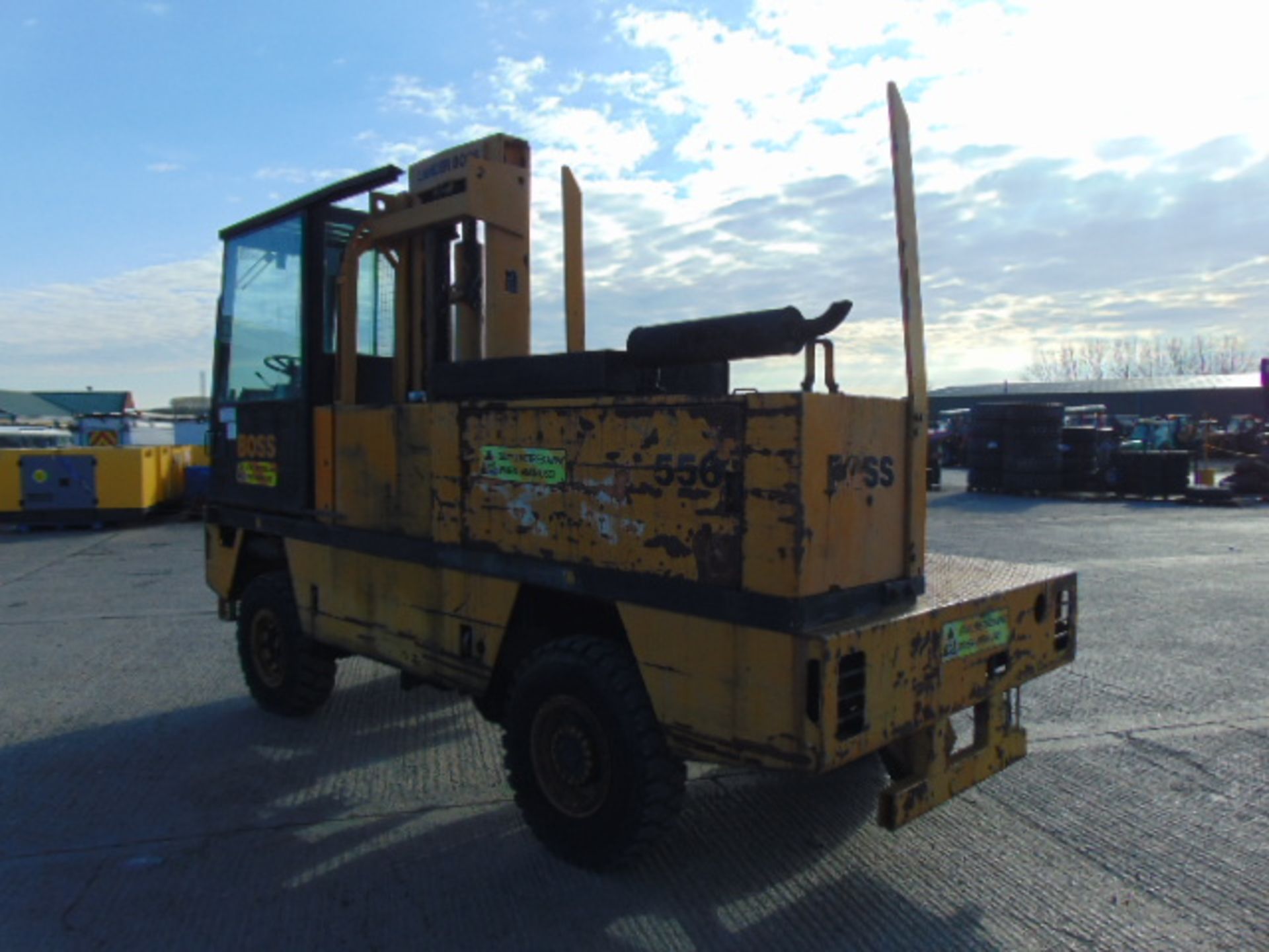 Lancer Boss 556 Sideloader Diesel Forklift - Image 13 of 20