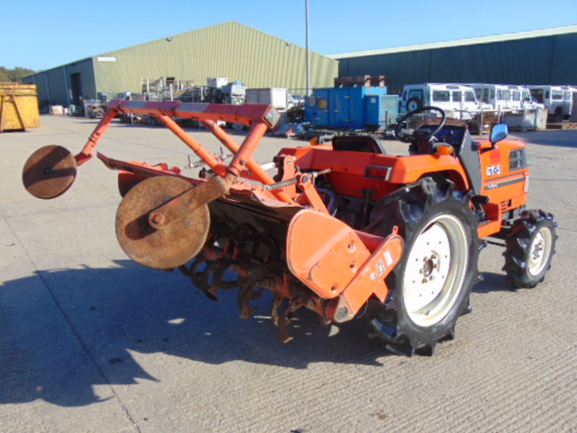 Kubota GT5 4WD Compact Tractor - Image 6 of 17