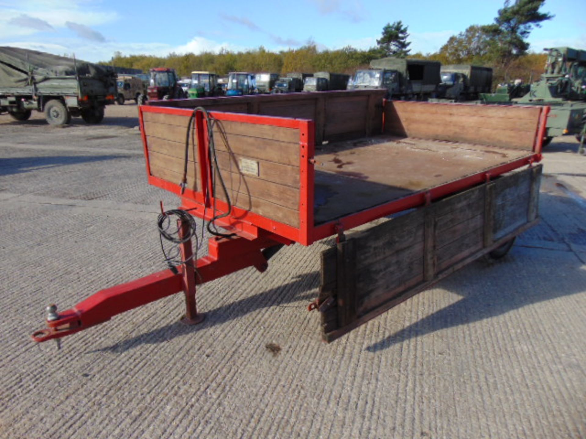 L Townend & Sons Single Axle Hydraulic Tipping Dropside Trailer - Image 11 of 16