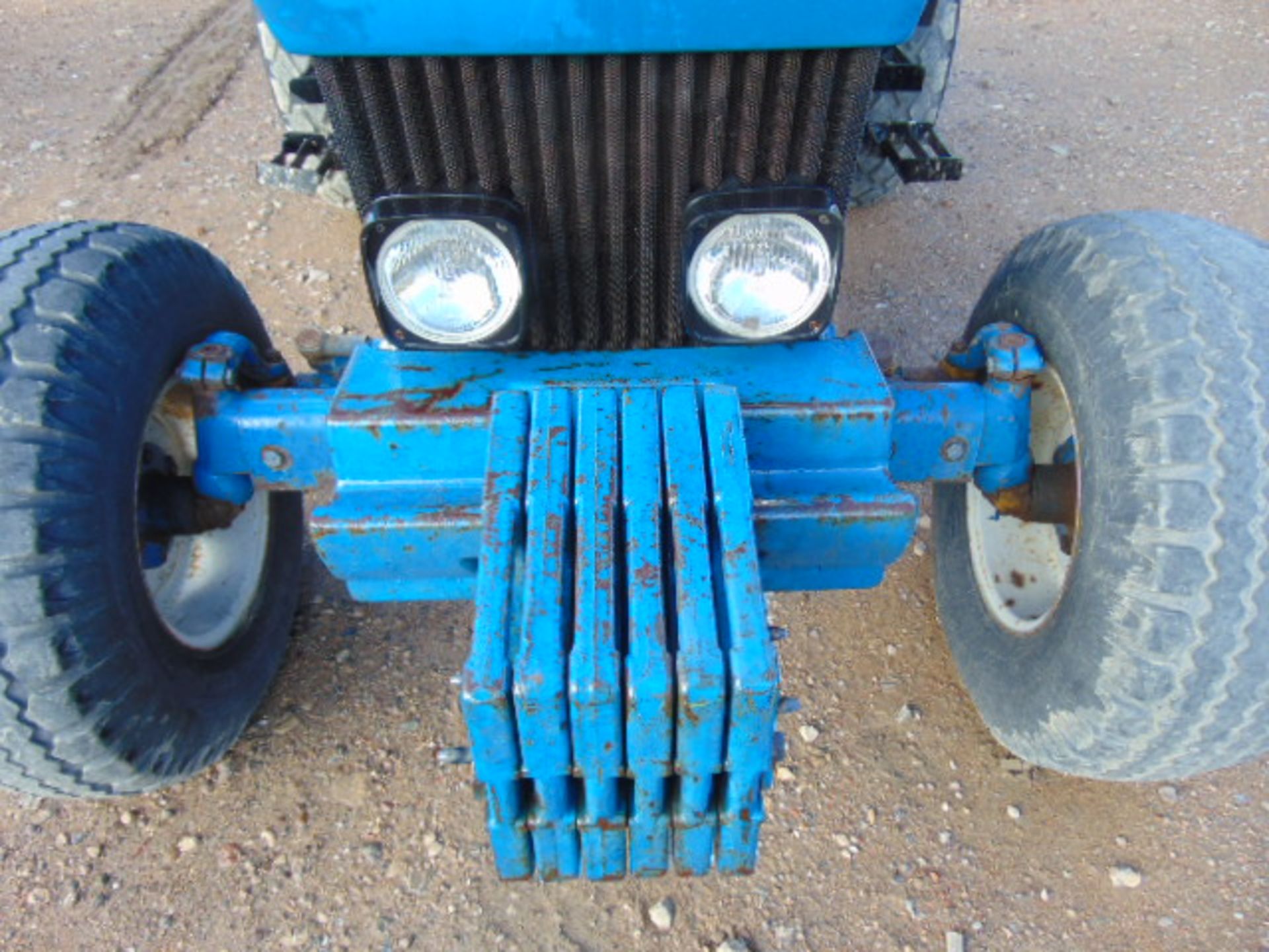 Ford 3930 2WD Tractor - Bild 12 aus 17