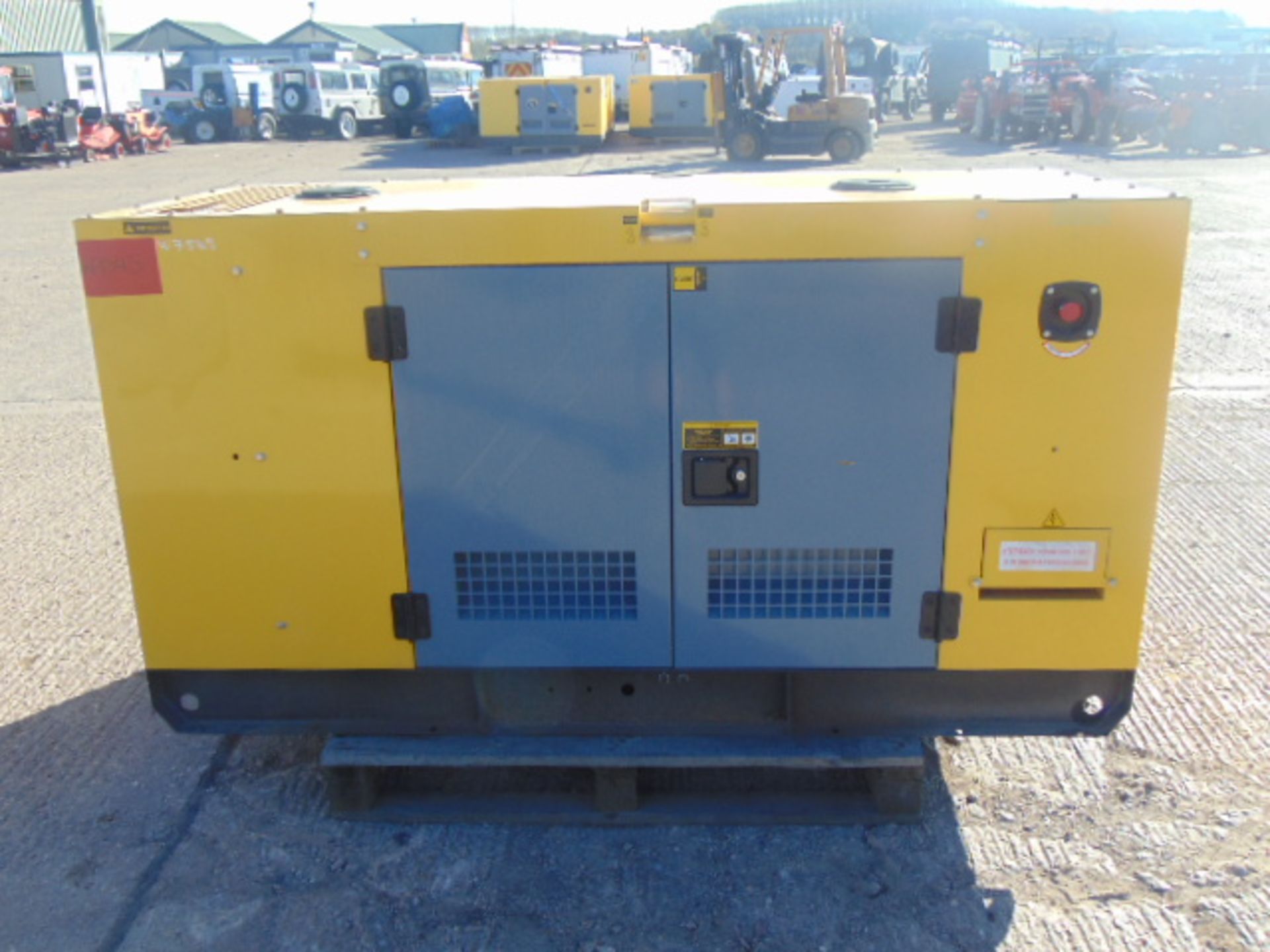 UNISSUED WITH TEST HOURS ONLY 25 KVA 3 Phase Silent Diesel Generator Set - Image 4 of 15