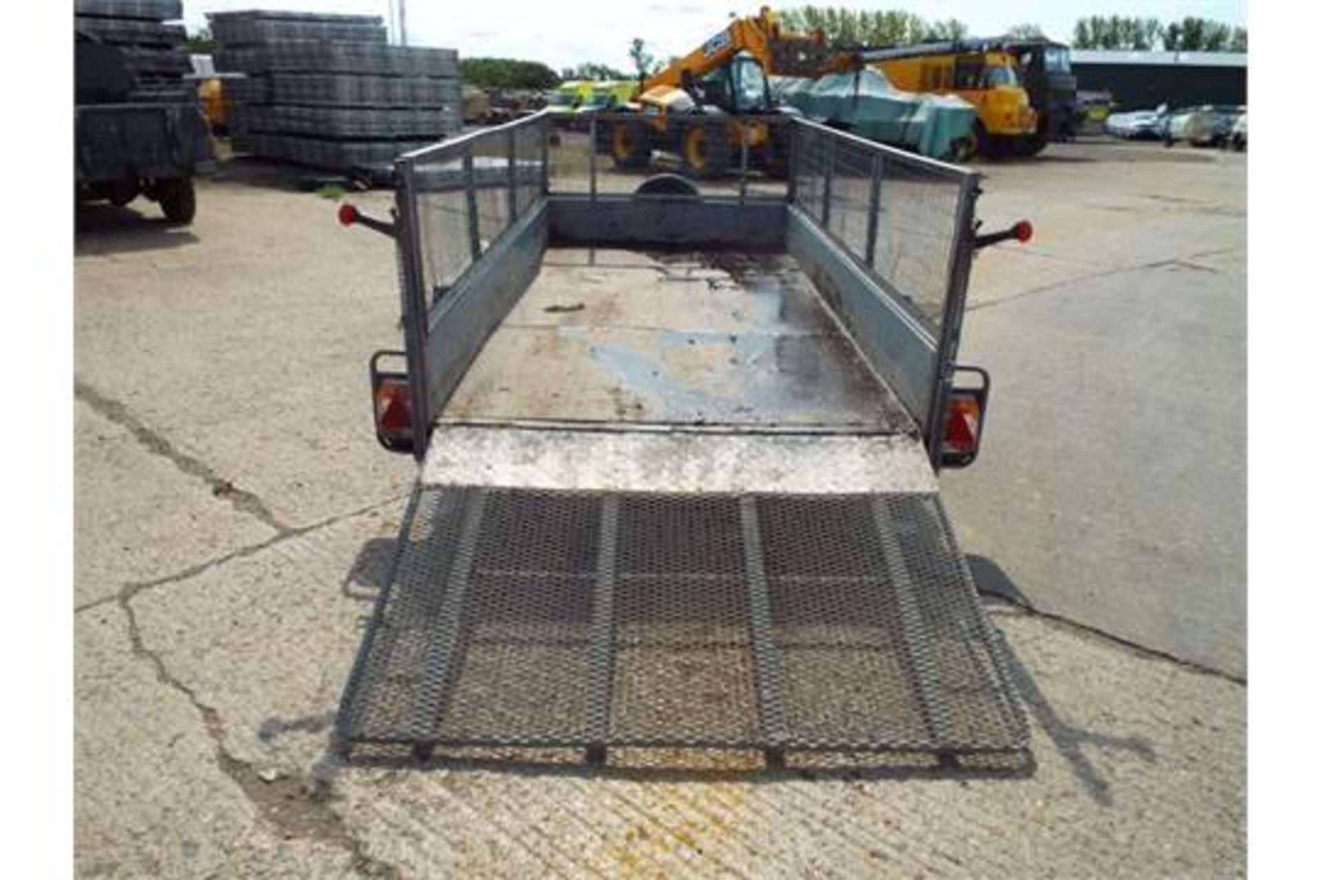 Bateson 1300Kg Twin Axle Trailer with Rear Ramp and Cage Sides - Image 10 of 21