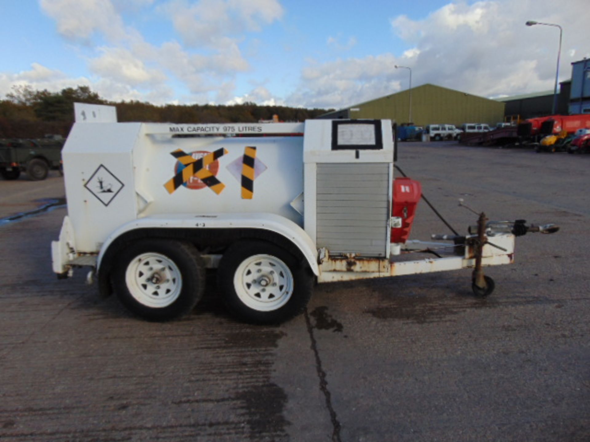 Thomson Carmichael Light Aircraft 975Ltr Avgas Fuel Bowser Trailer - Image 5 of 18