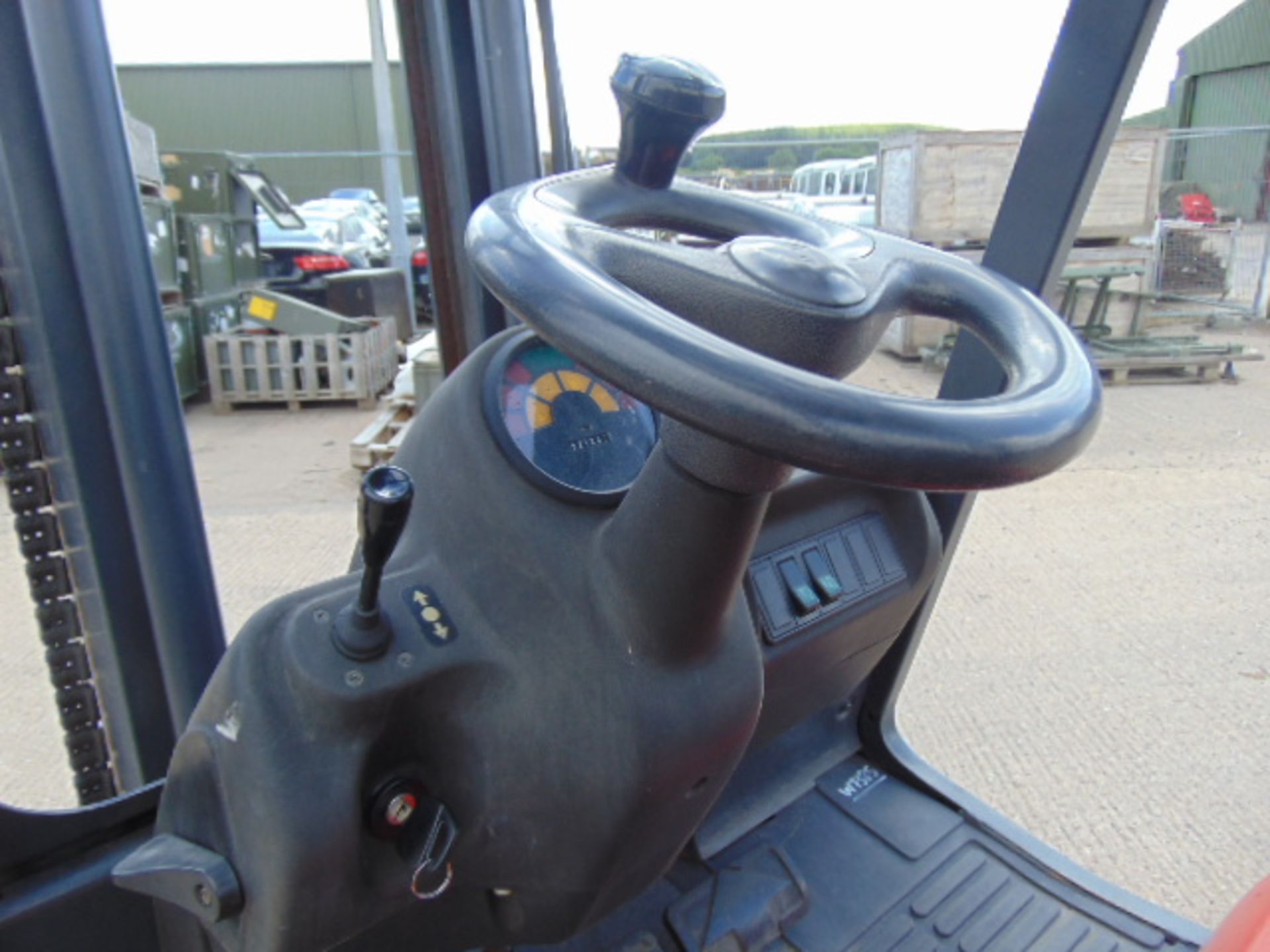 Linde H20T Counter Balance Gas Forklift - Image 15 of 18