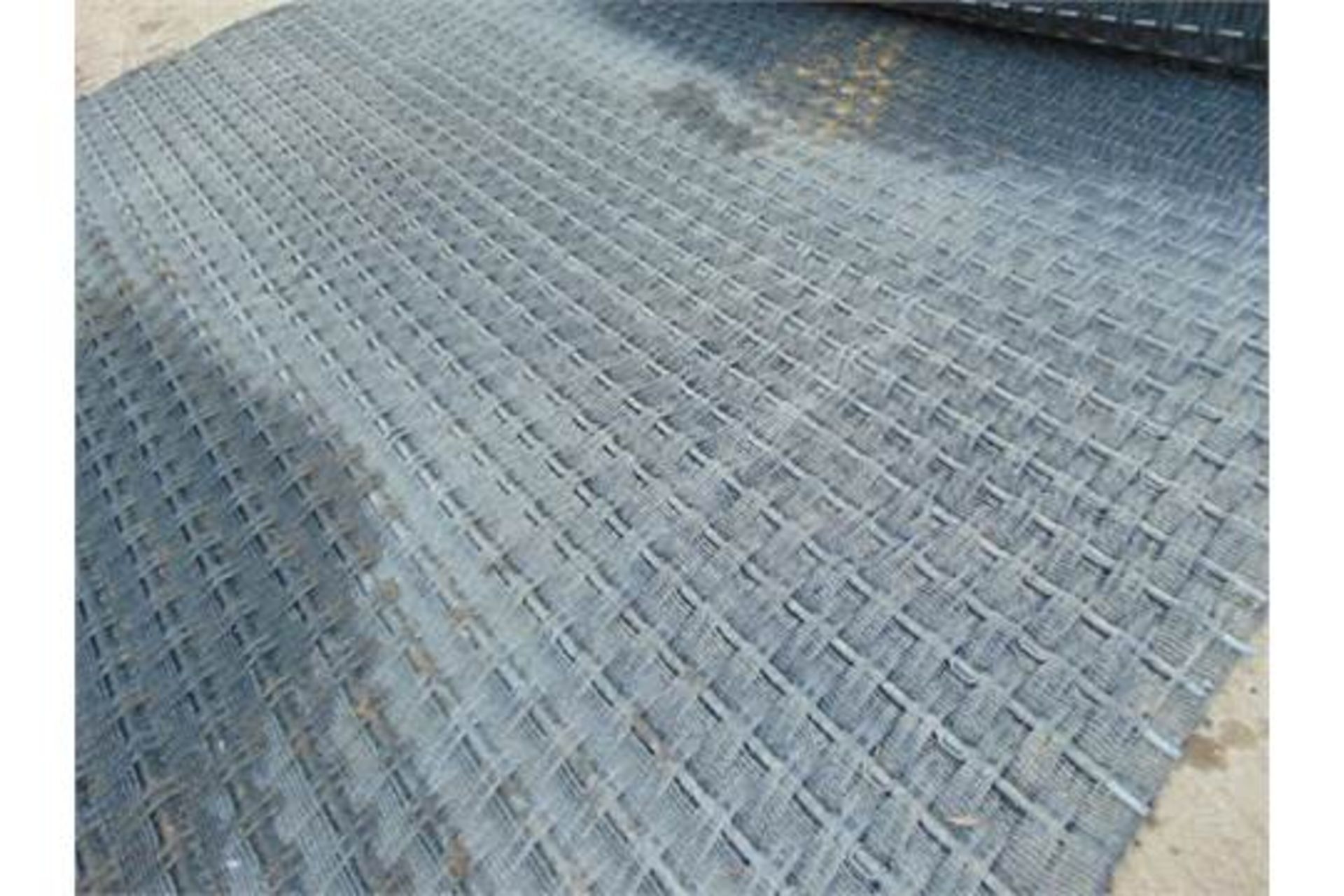 Heavy Duty Mammoth Mat Temporary Roadway 30m x 4m - Bild 2 aus 3