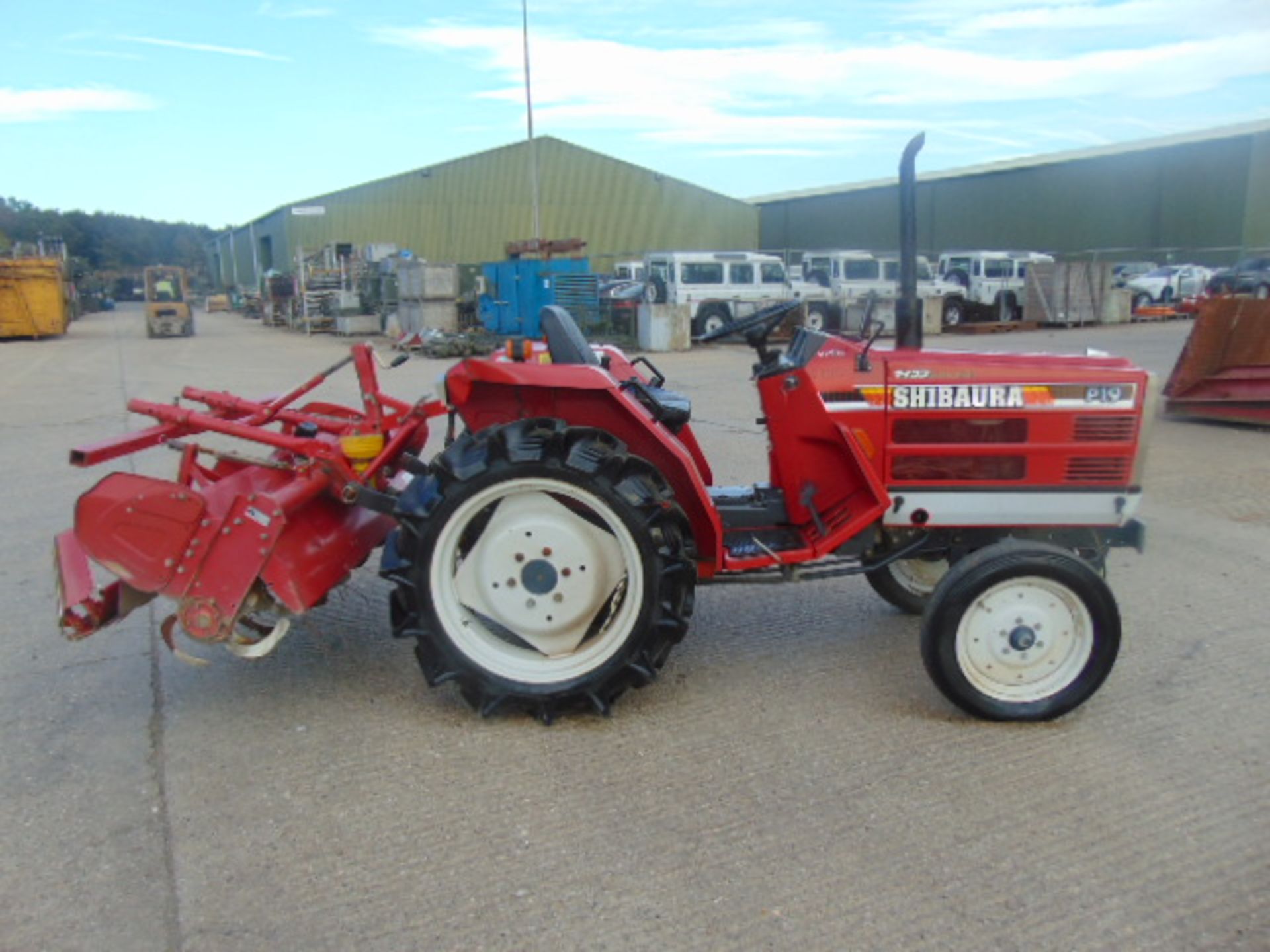 Shibauru P19 2WD Compact Tractor c/w Rotovator - Image 5 of 17