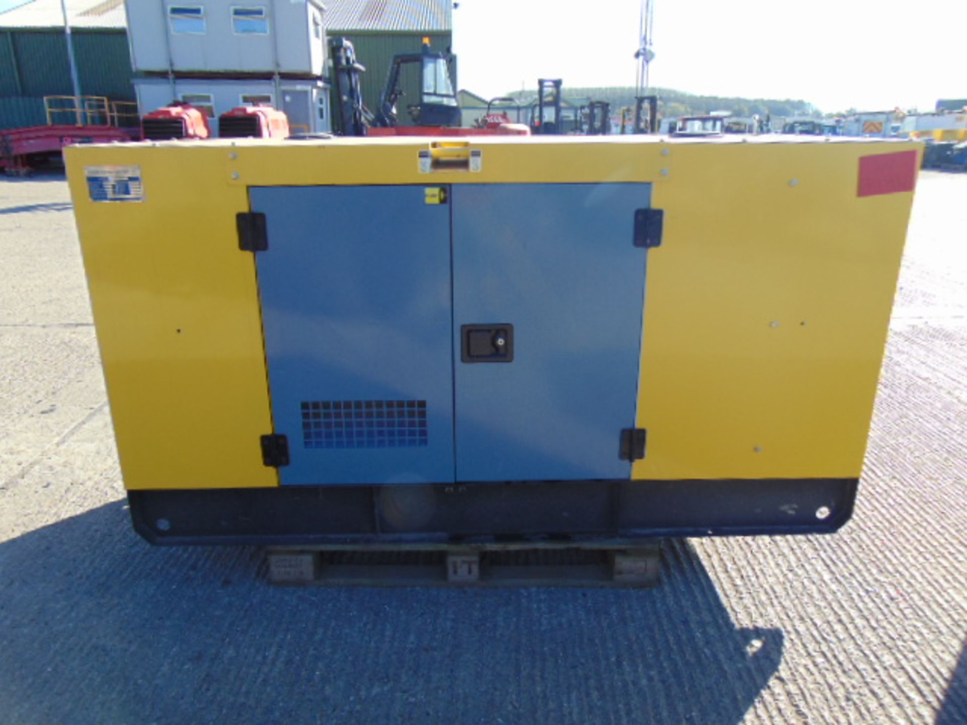 UNISSUED WITH TEST HOURS ONLY 70 KVA 3 Phase Silent Diesel Generator Set - Bild 4 aus 15