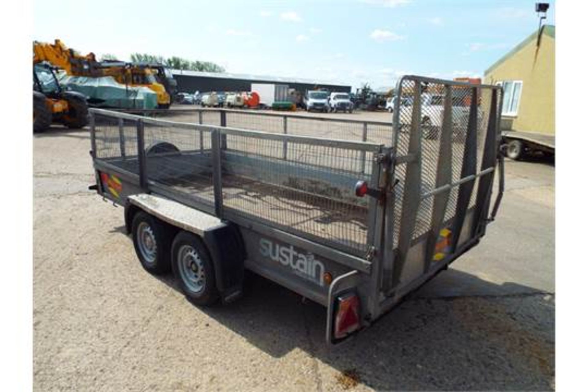 Bateson 1300Kg Twin Axle Trailer with Rear Ramp and Cage Sides - Image 8 of 21