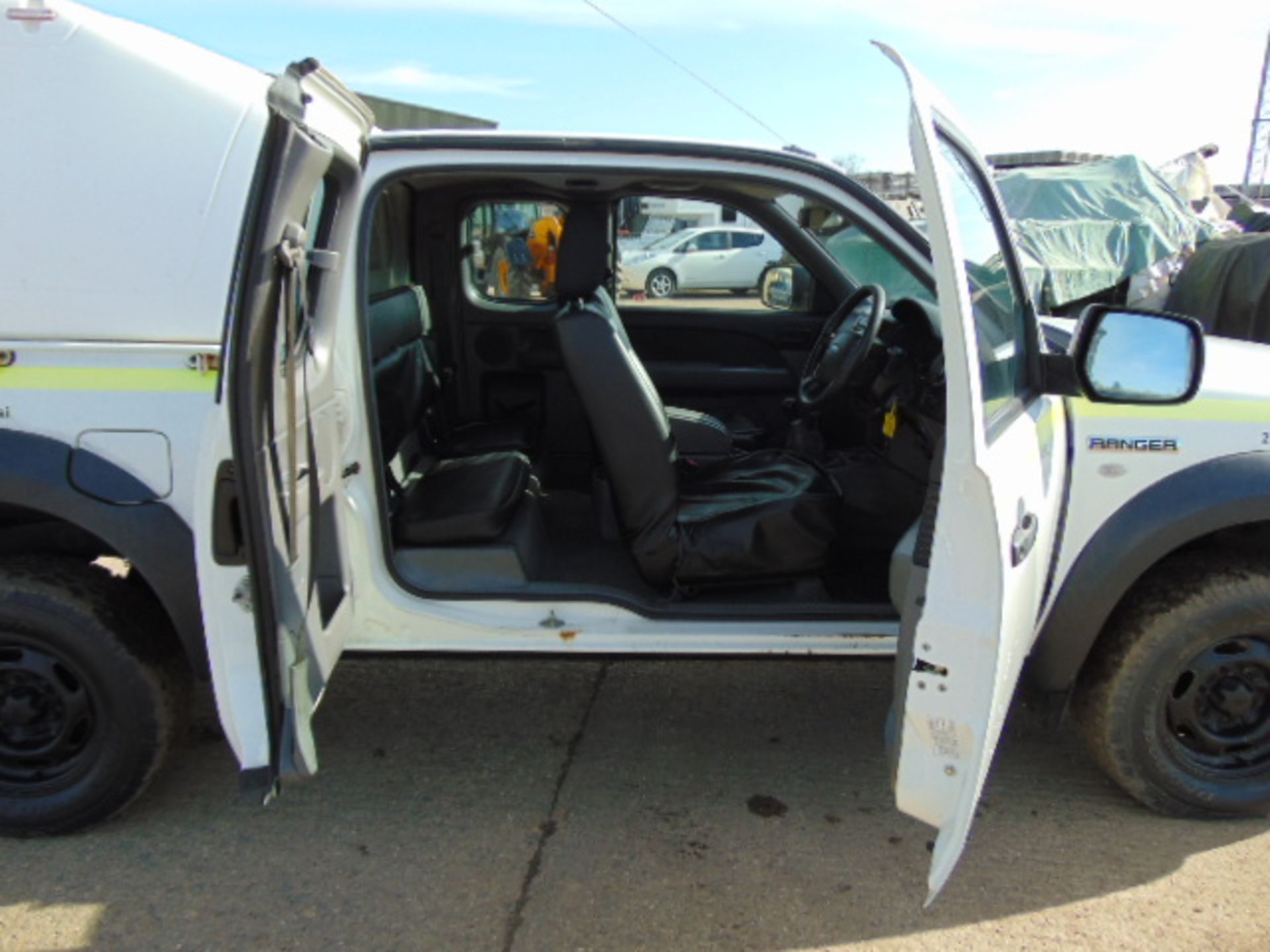 2007 Ford Ranger Super Cab 2.5TDCi 4x4 Pick Up - Bild 12 aus 17