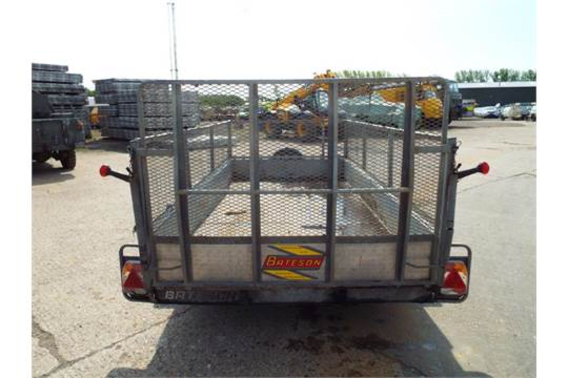 Bateson 1300Kg Twin Axle Trailer with Rear Ramp and Cage Sides - Image 7 of 21
