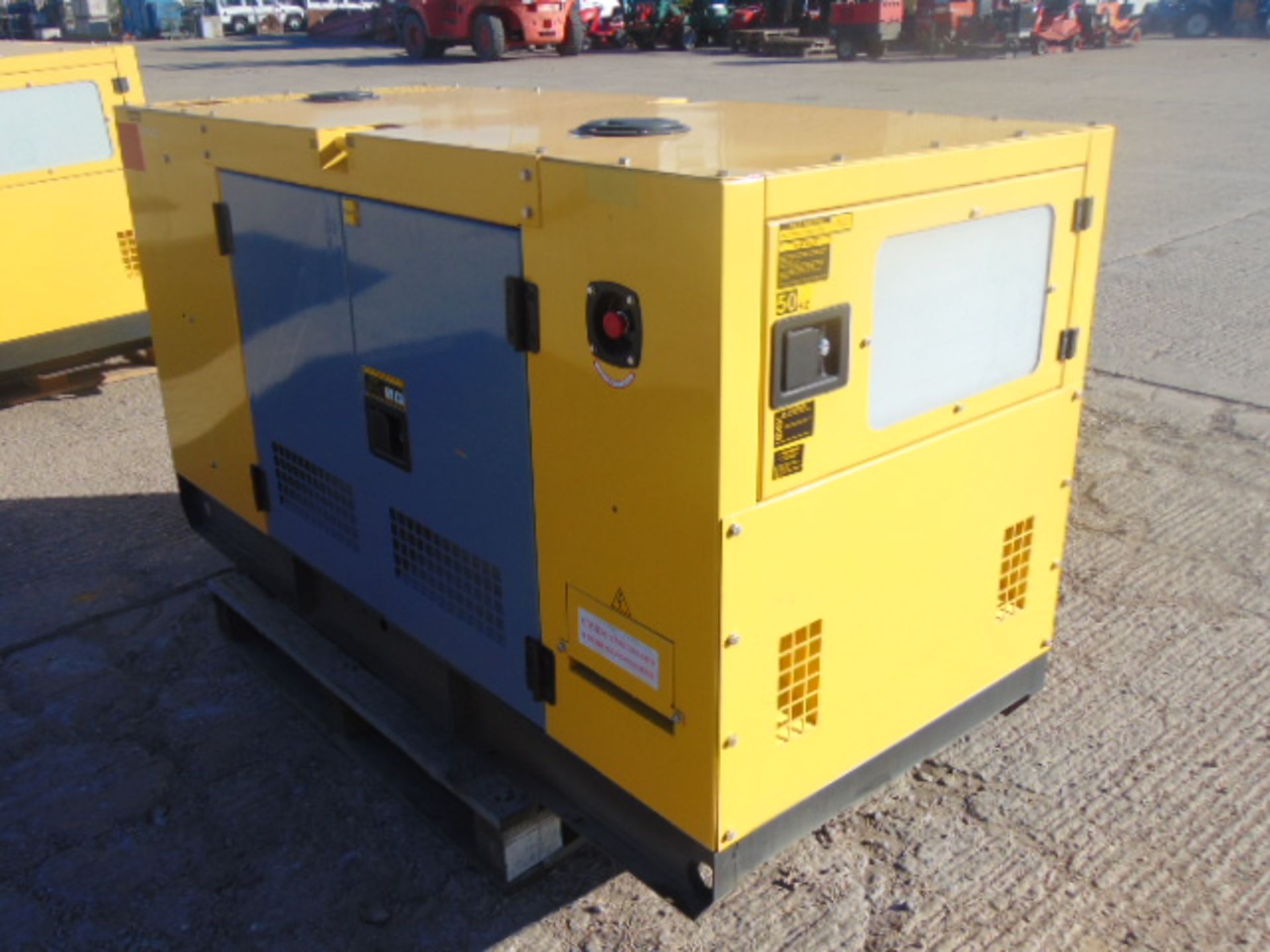 UNISSUED WITH TEST HOURS ONLY 25 KVA 3 Phase Silent Diesel Generator Set - Image 5 of 15