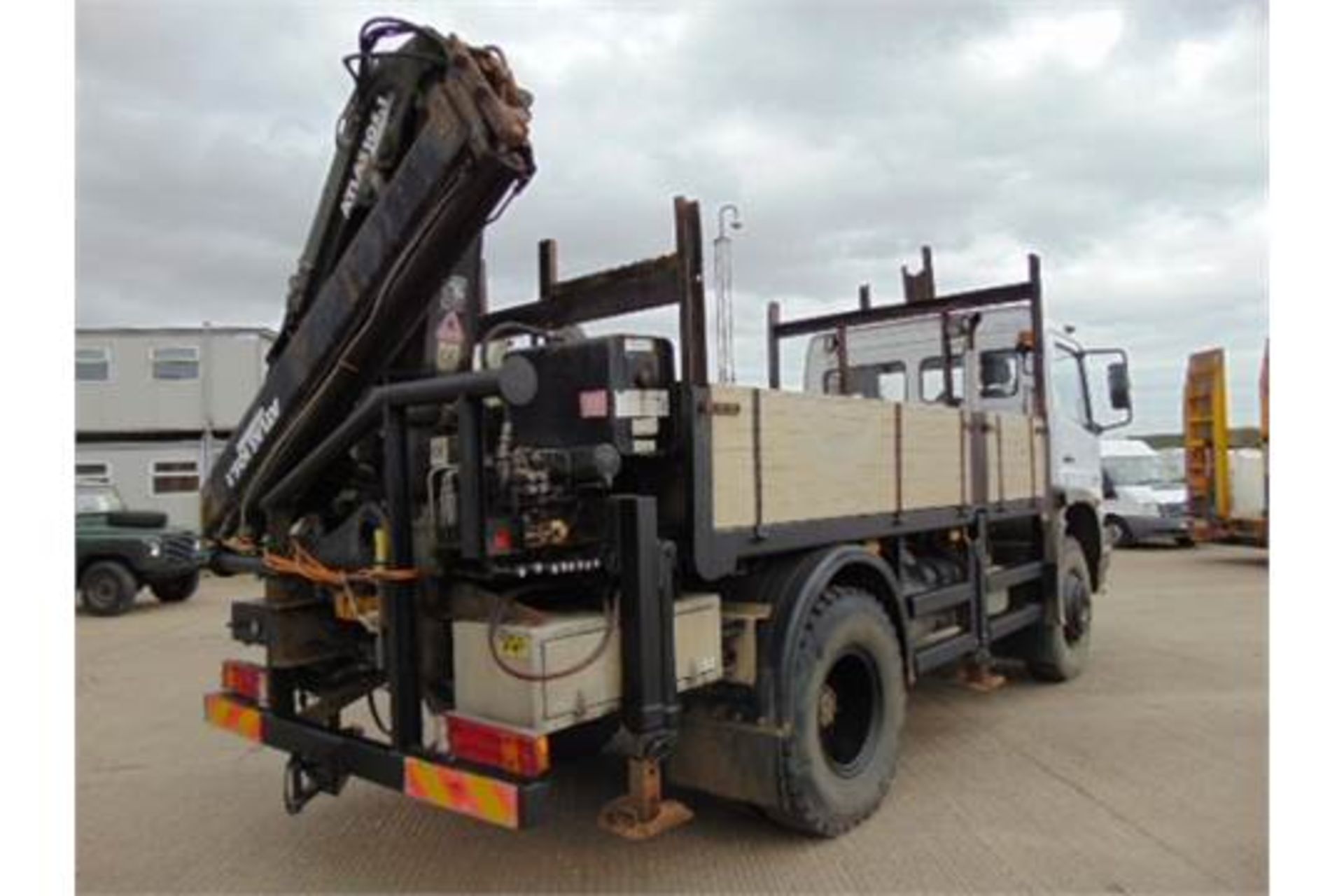 Mercedes-Benz Atego 1317 4x4 Dropside complete with Atlas 105.1 Crane and H14P SuperWinch - Image 16 of 36