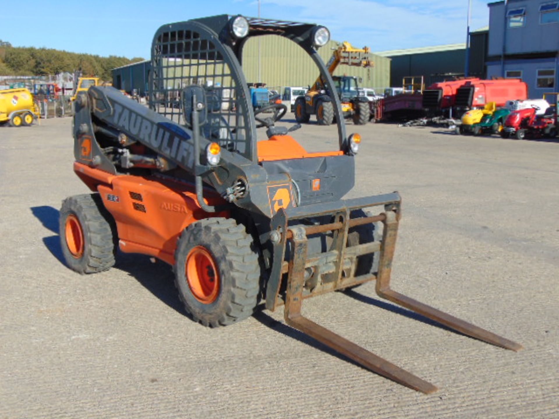 2010 Ausa Taurulift T133H 4WD Compact Forklift with Pallet Tines