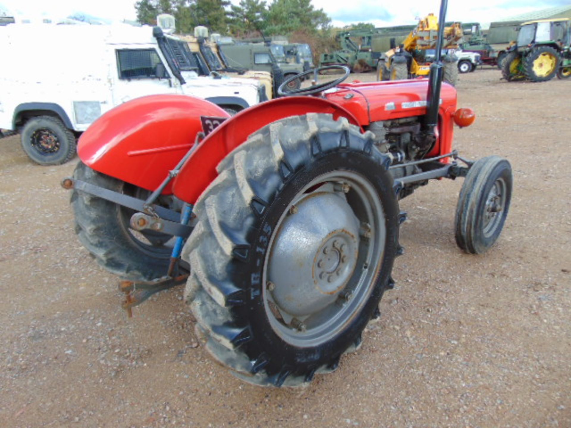 Massey Ferguson 35 2WD Tractor - Bild 6 aus 17