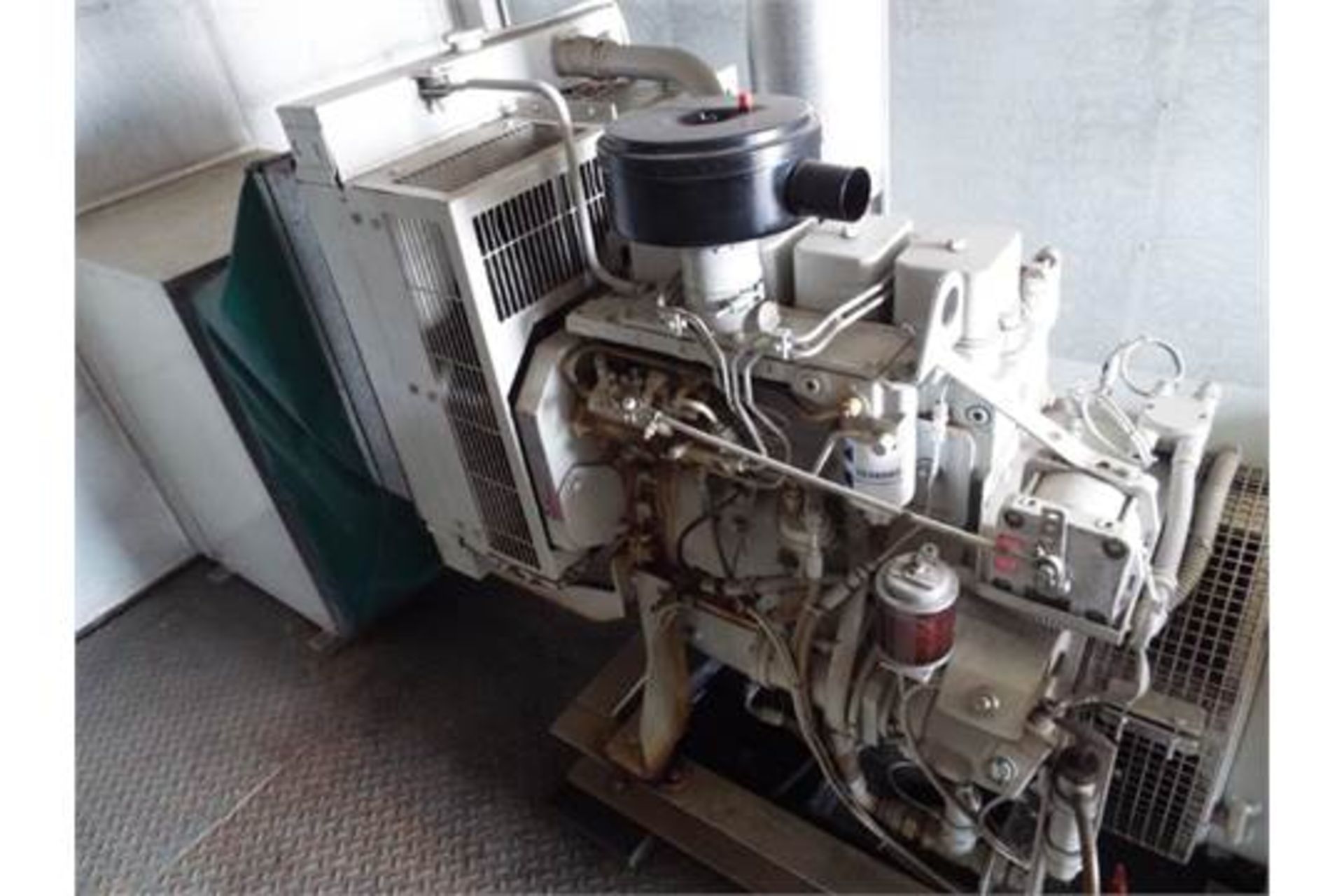 MAS 25 KVA Single Phase Containerised Cummins Diesel Generator C/W Compressor - Image 4 of 34