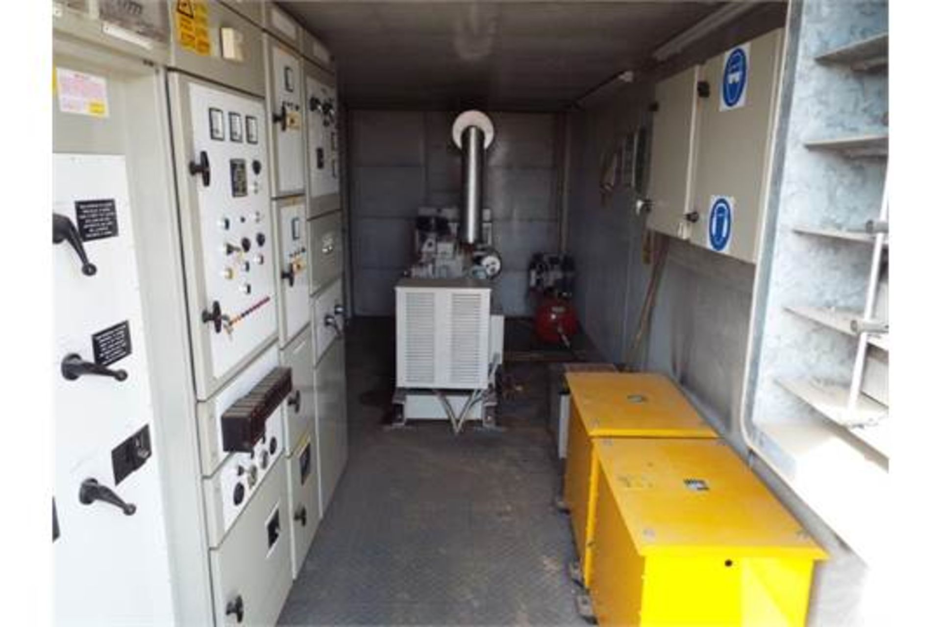 MAS 25 KVA Single Phase Containerised Cummins Diesel Generator C/W Compressor - Image 2 of 34